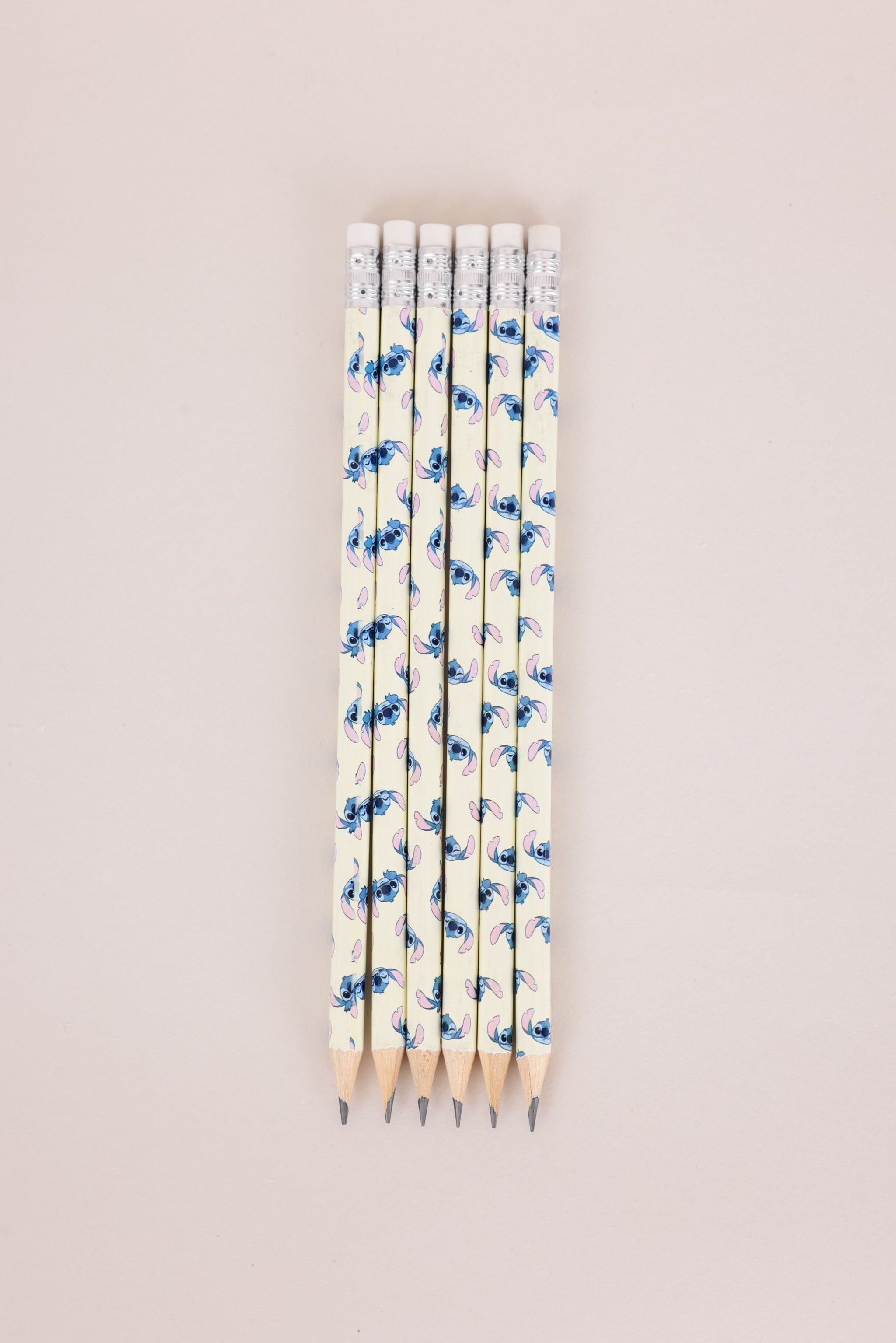 FOX אביזרים עפרונות OS סט עפרונות ממותג סטיץ' סט עפרונות ממותג סטיץ' 926105940138