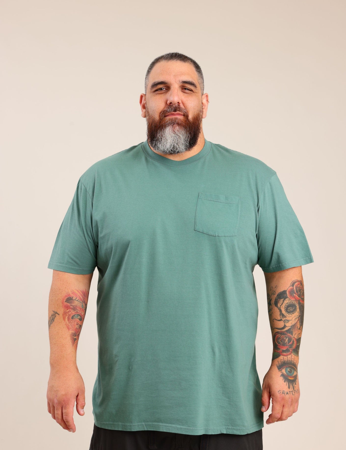 FOX פלאס גברים חולצה חולצה חלקה עם כיס | PLUS SIZE חולצה חלקה עם כיס | PLUS SIZE
