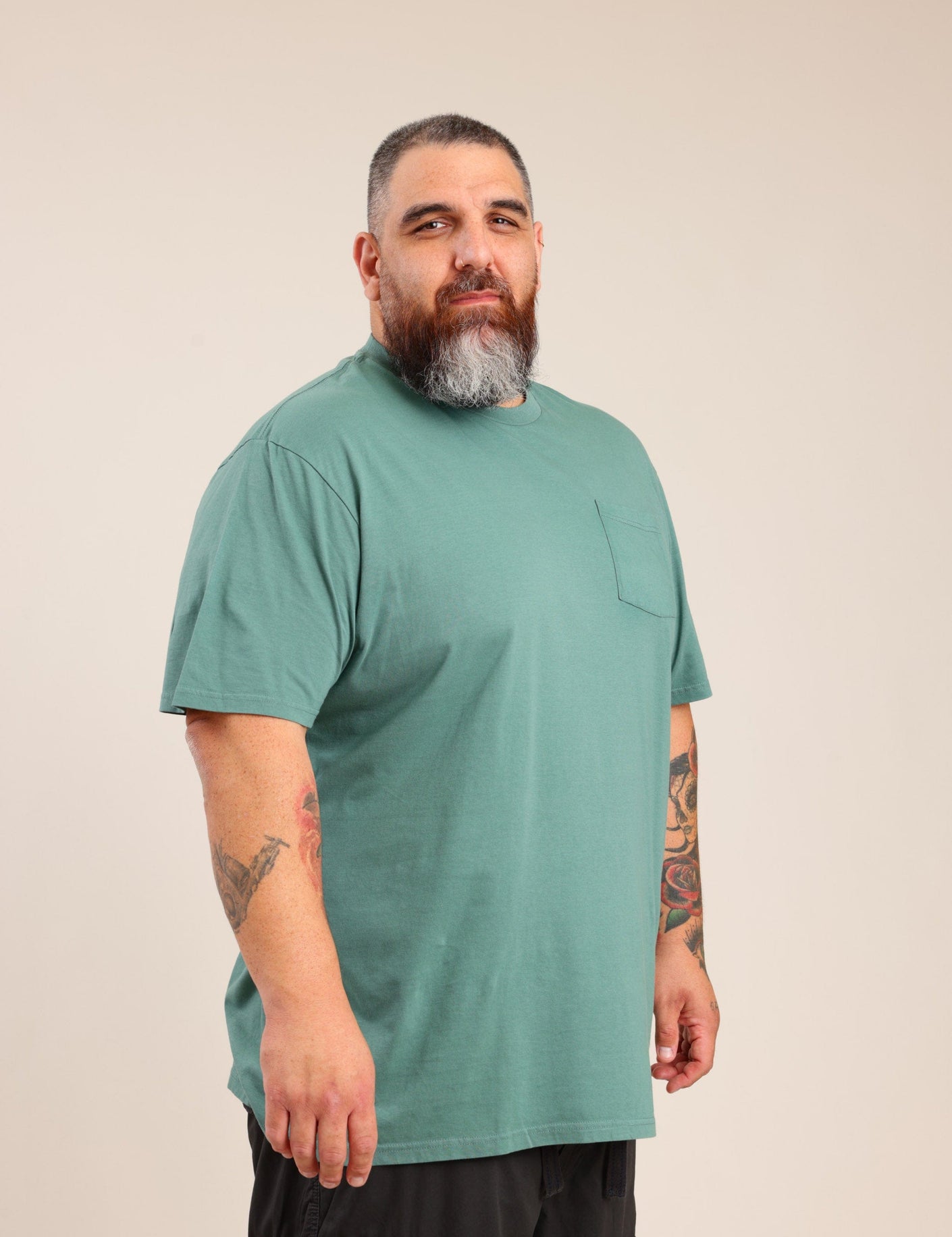 FOX פלאס גברים חולצה חולצה חלקה עם כיס | PLUS SIZE חולצה חלקה עם כיס | PLUS SIZE