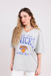 FOX נשים חולצה חולצה ממותגת NBA FOX | חולצה ממותגת NBA | קנה עכשיו