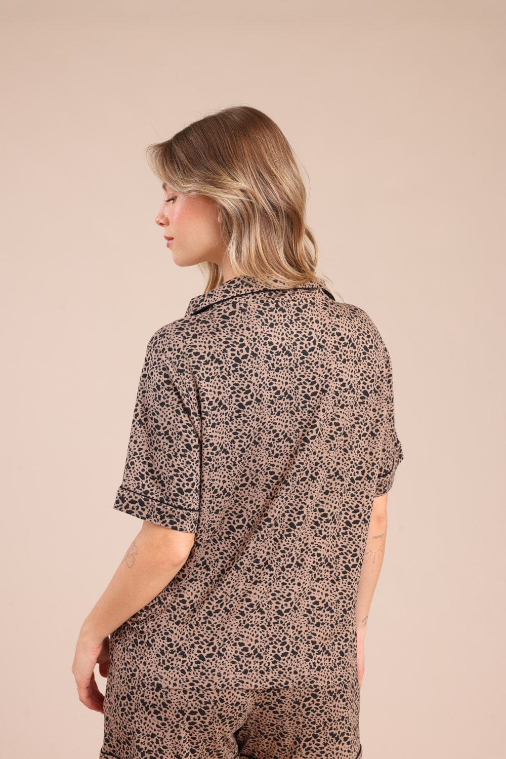 FOX נשים אחר פיג'מה מכופתרת עם הדפס פיג'מה מכופתרת עם הדפס