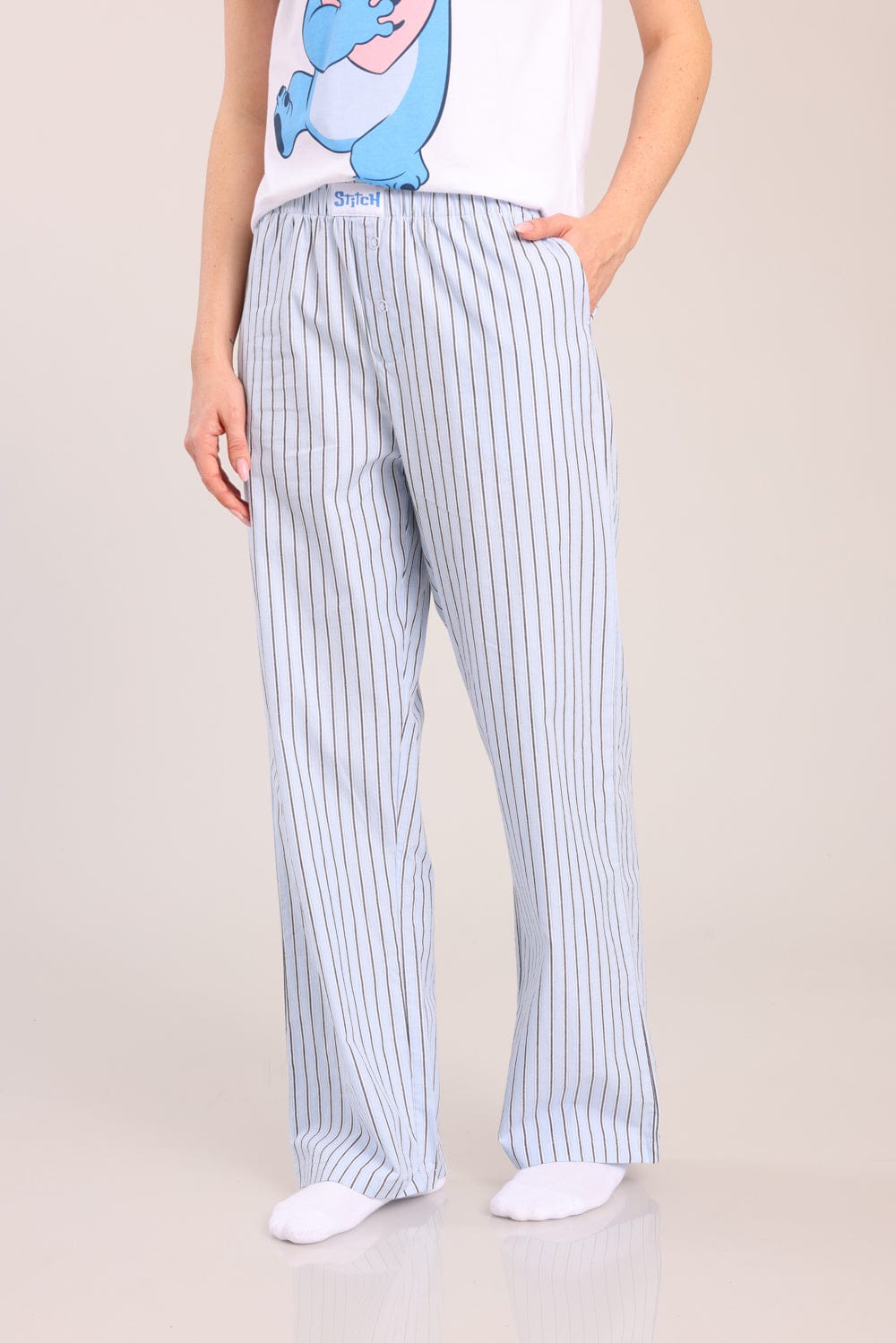 FOX נשים אחר פיג'מה ממותגת דיסני סטיץ' פיג'מה ממותגת דיסני סטיץ'