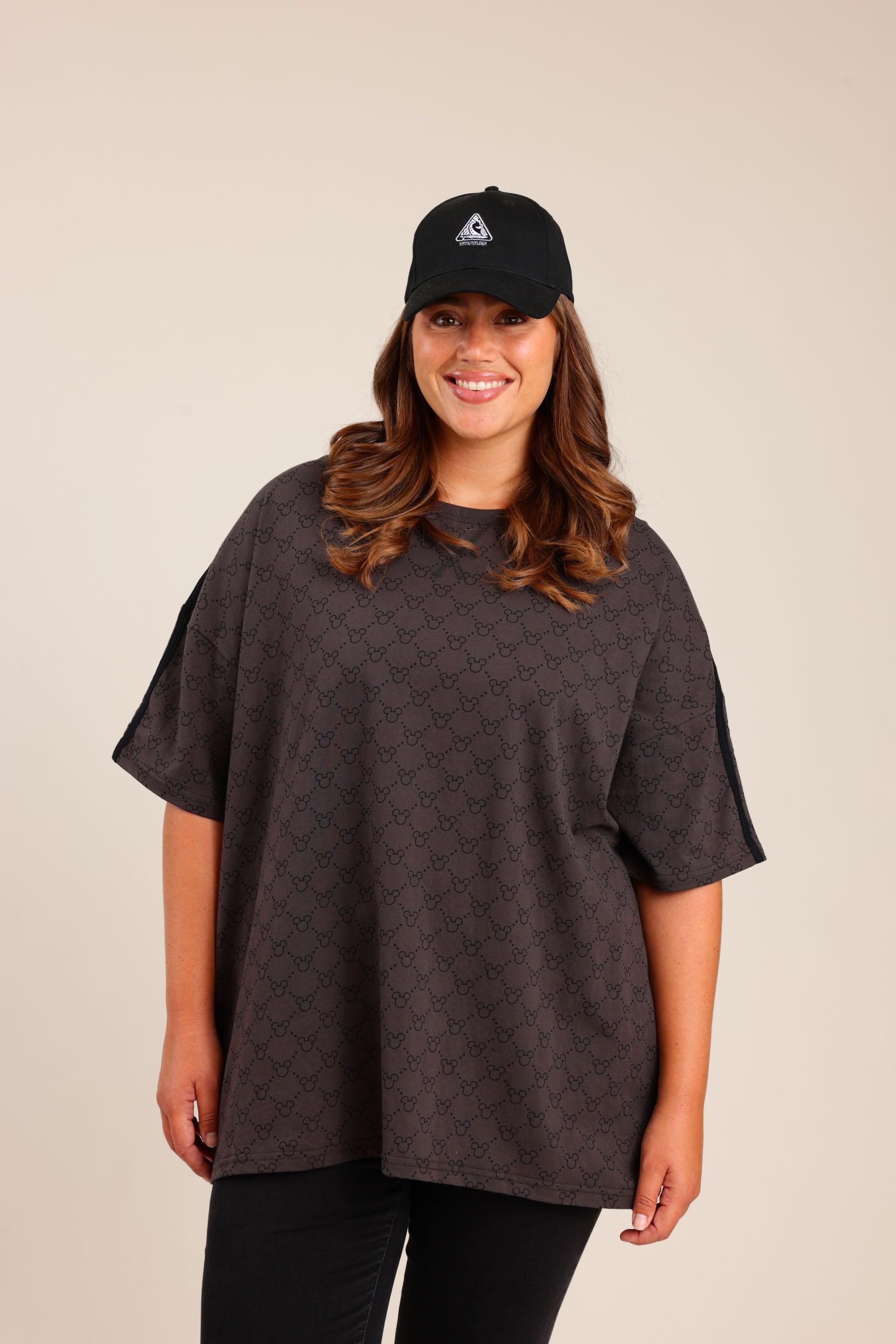 FOX פלאס נשים חולצה חולצה ממותגת דיסני | PLUS SIZE חולצה ממותגת דיסני | PLUS SIZE