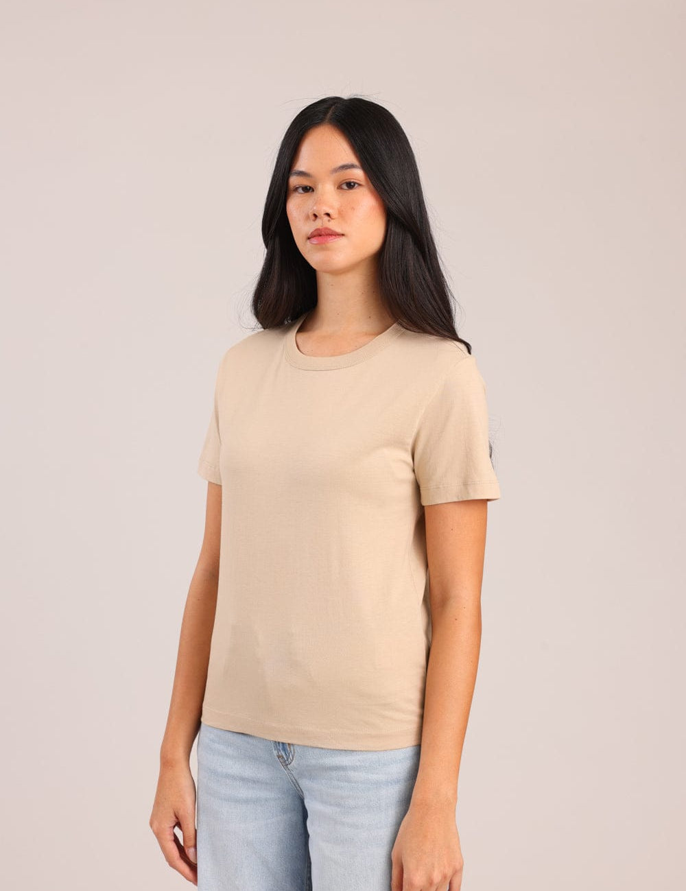 FOX נשים חולצה חולצת טישרט בייסיק עם צווארון עגול FOX | חולצת בייסיק | קנה עכשיו