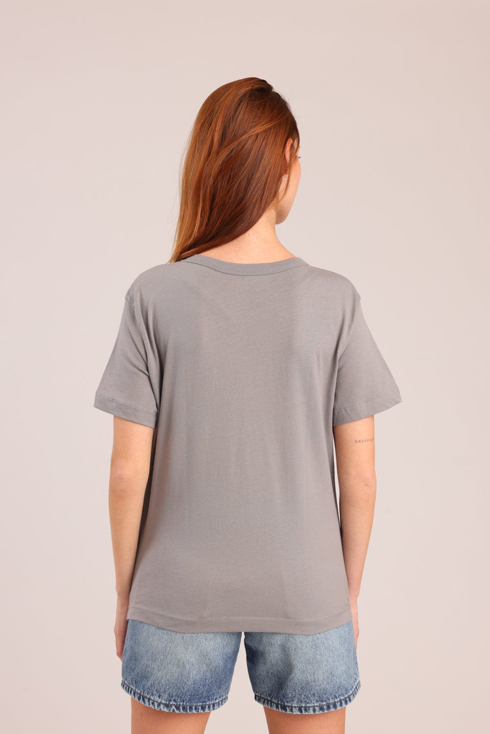 FOX נשים חולצה קצרה חולצת טישרט בייסיק עם צווארון עגול חולצת טישרט בייסיק עם צווארון עגול