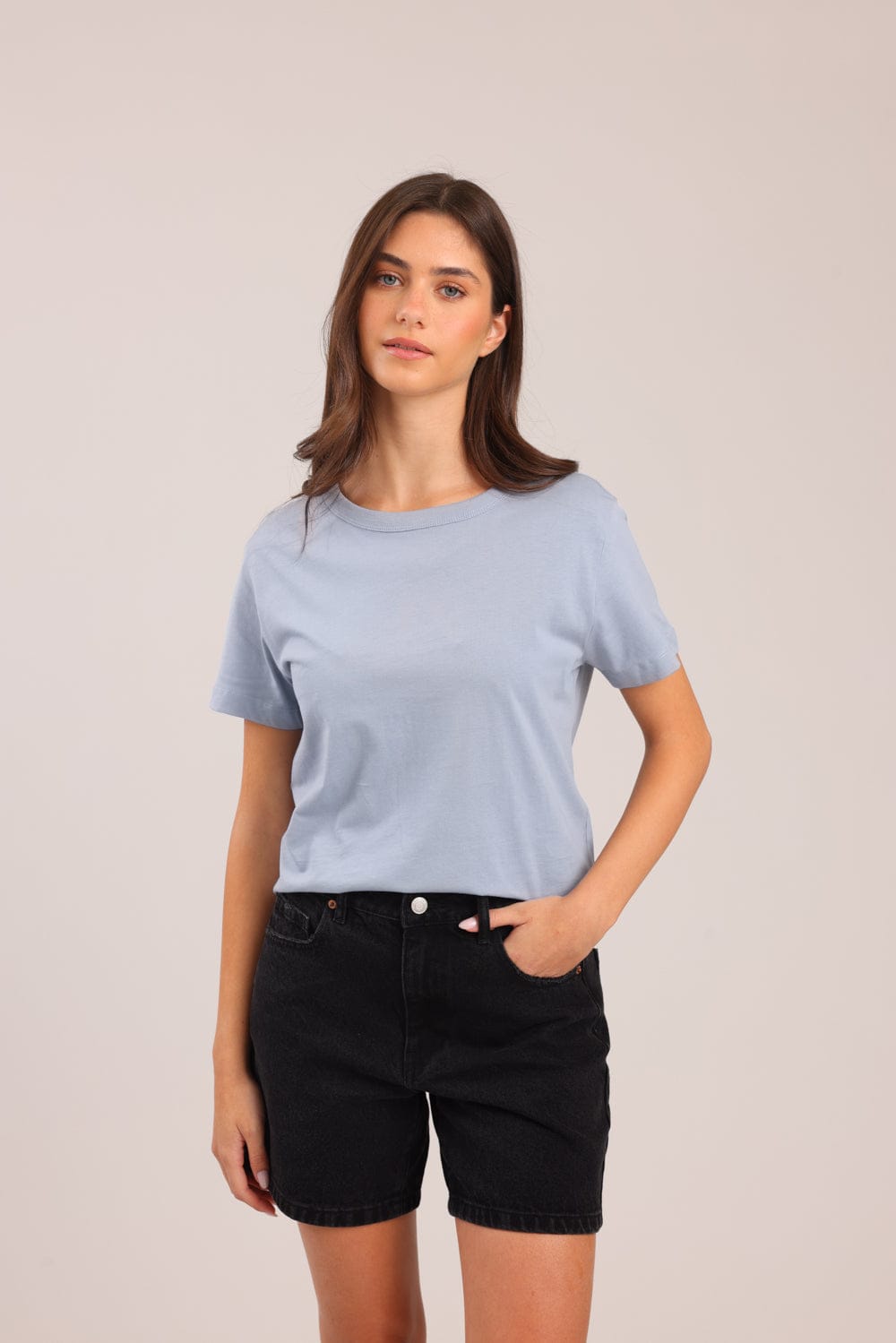 FOX נשים חולצה חולצת טישרט בייסיק עם צווארון עגול FOX | חולצת בייסיק | קנה עכשיו