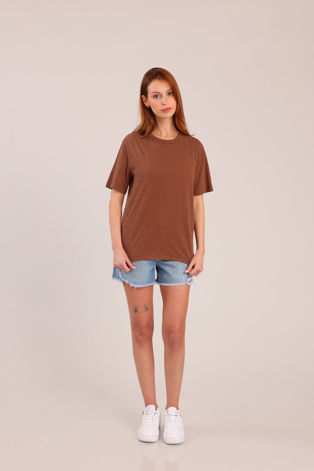 FOX נשים חולצה קצרה חולצת טריקו צווארון עגול חולצת טריקו צווארון עגול