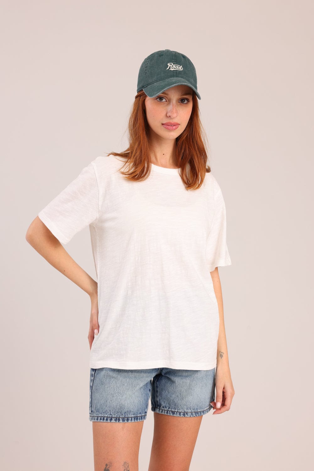 FOX נשים חולצה קצרה חולצת טריקו קצרה חלקה חולצת טריקו קצרה חלקה