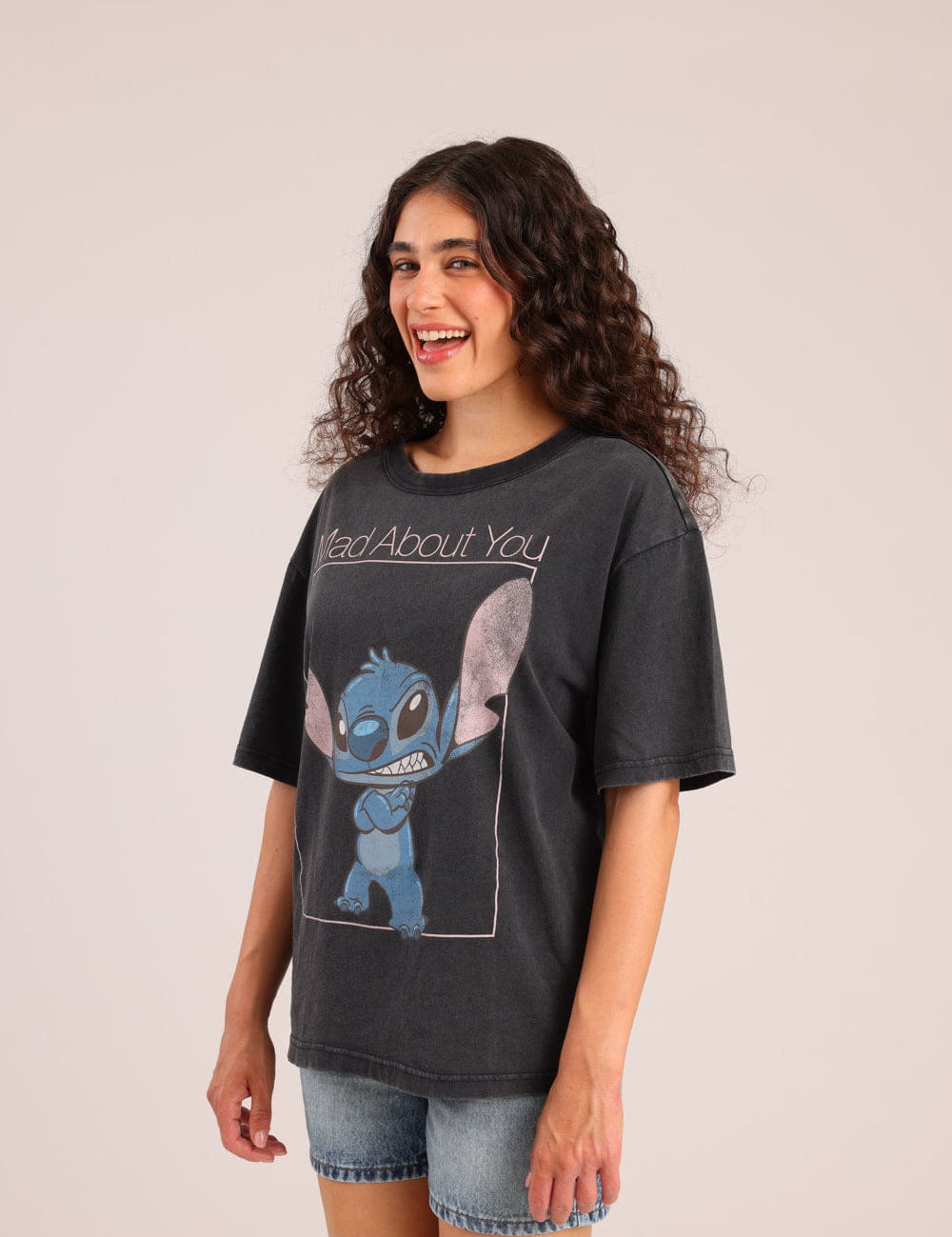 FOX נשים חולצה קצרה חולצה ממותגת סטיץ' דיסני חולצה ממותגת סטיץ' דיסני