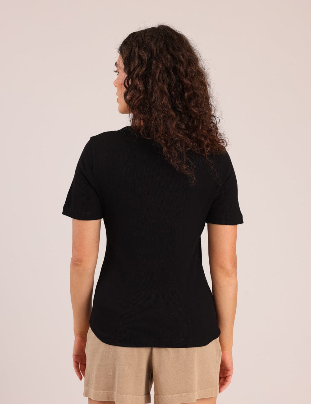 FOX נשים חולצה קצרה חולצת בייסיק חלקה חולצת בייסיק חלקה