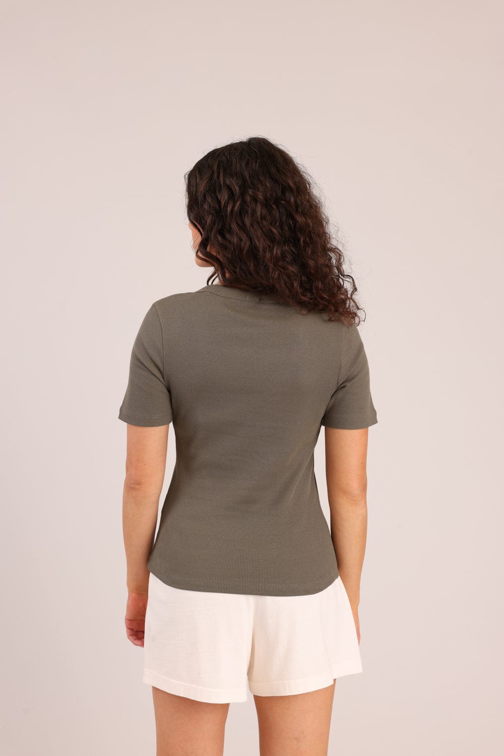 FOX FOX חולצה קצרה חולצת בייסיק חלקה חולצת בייסיק חלקה