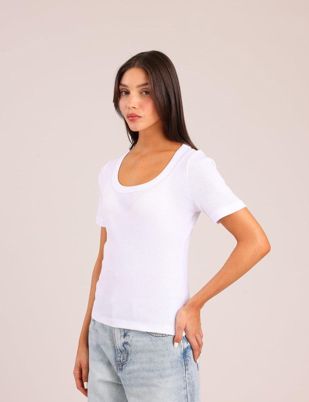 FOX נשים חולצה קצרה חולצת טריקו בייסיק חולצת טריקו בייסיק