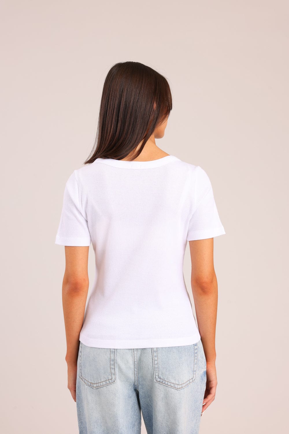 FOX נשים חולצה קצרה חולצת טריקו בייסיק חולצת טריקו בייסיק