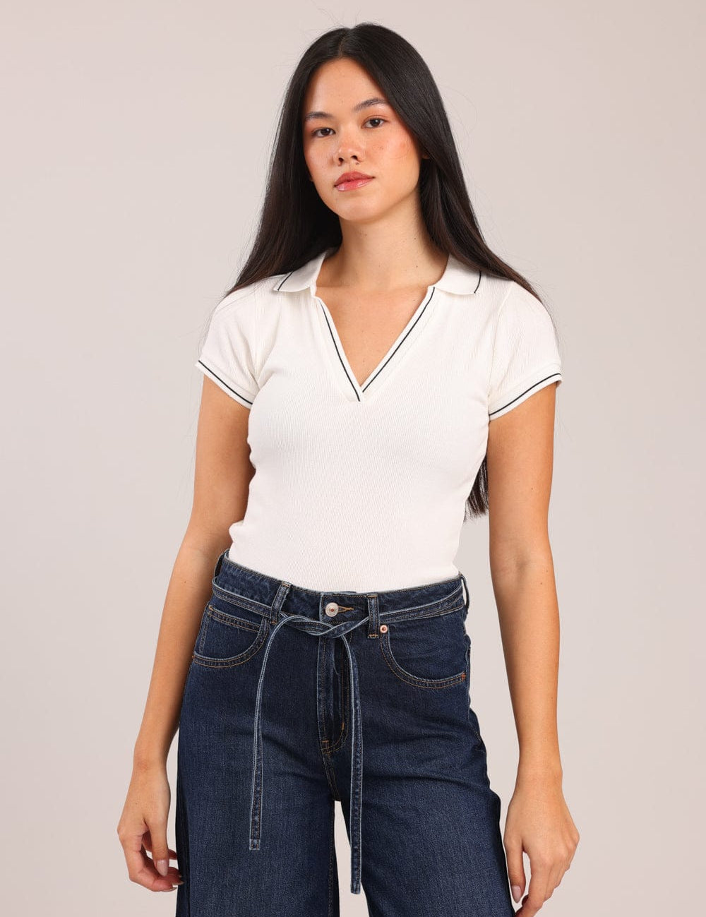 FOX נשים חולצה חולצת V עם צווארון חולצת V עם צווארון