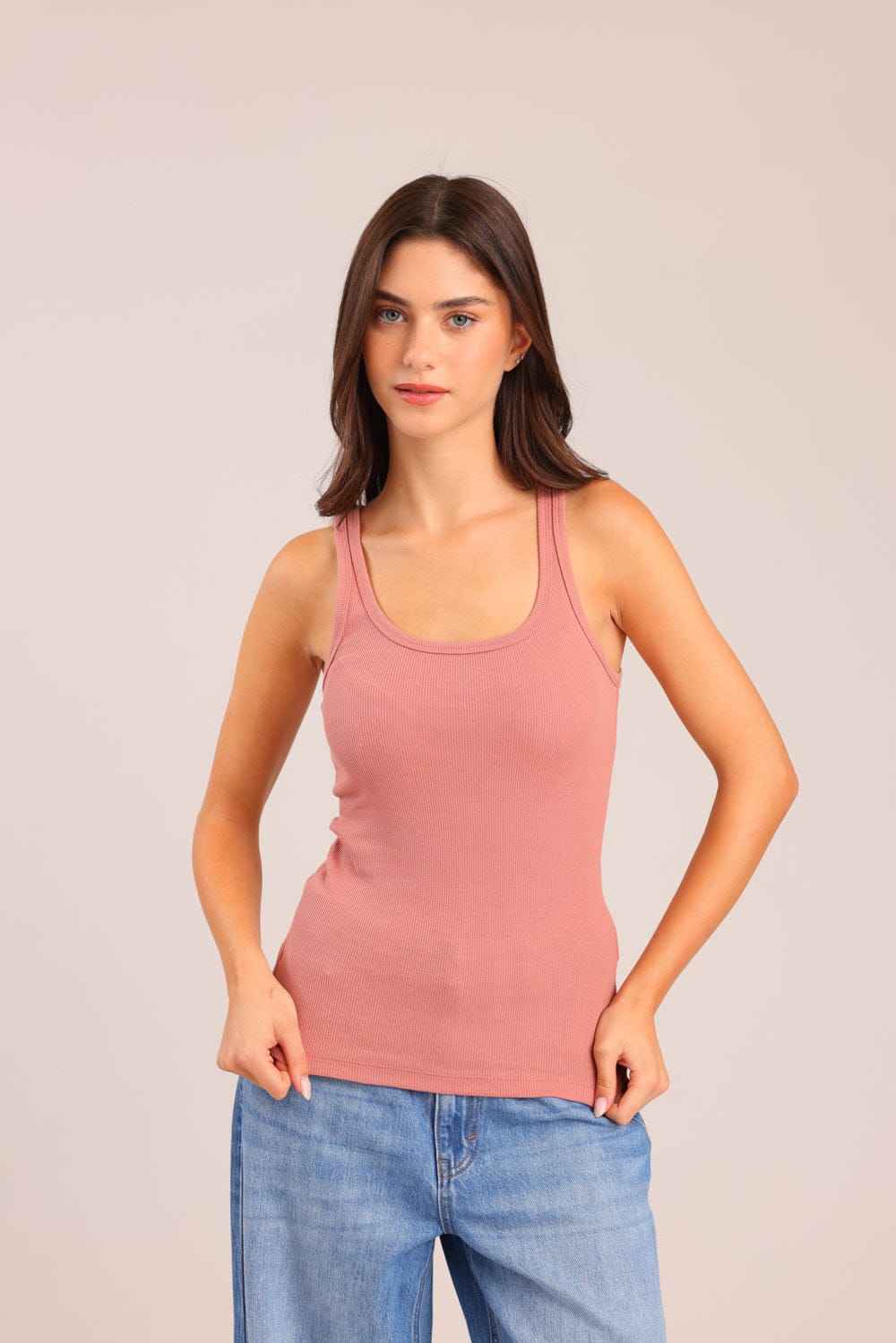 FOX נשים גופיה גופייה חלקה גופייה חלקה