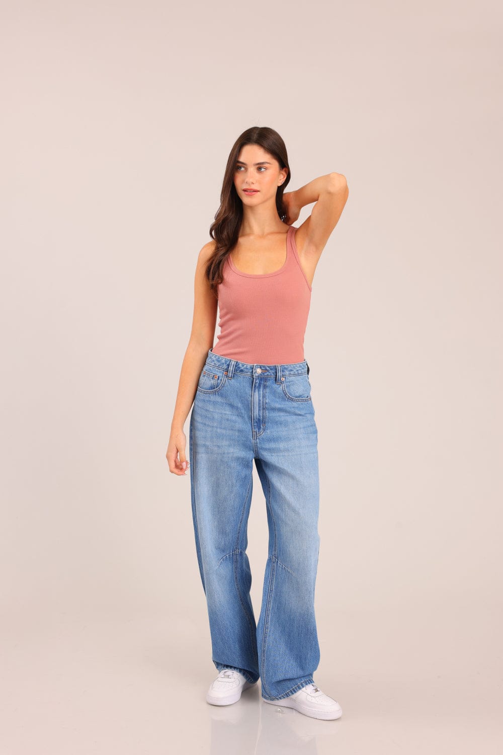 FOX נשים גופיה גופייה חלקה גופייה חלקה