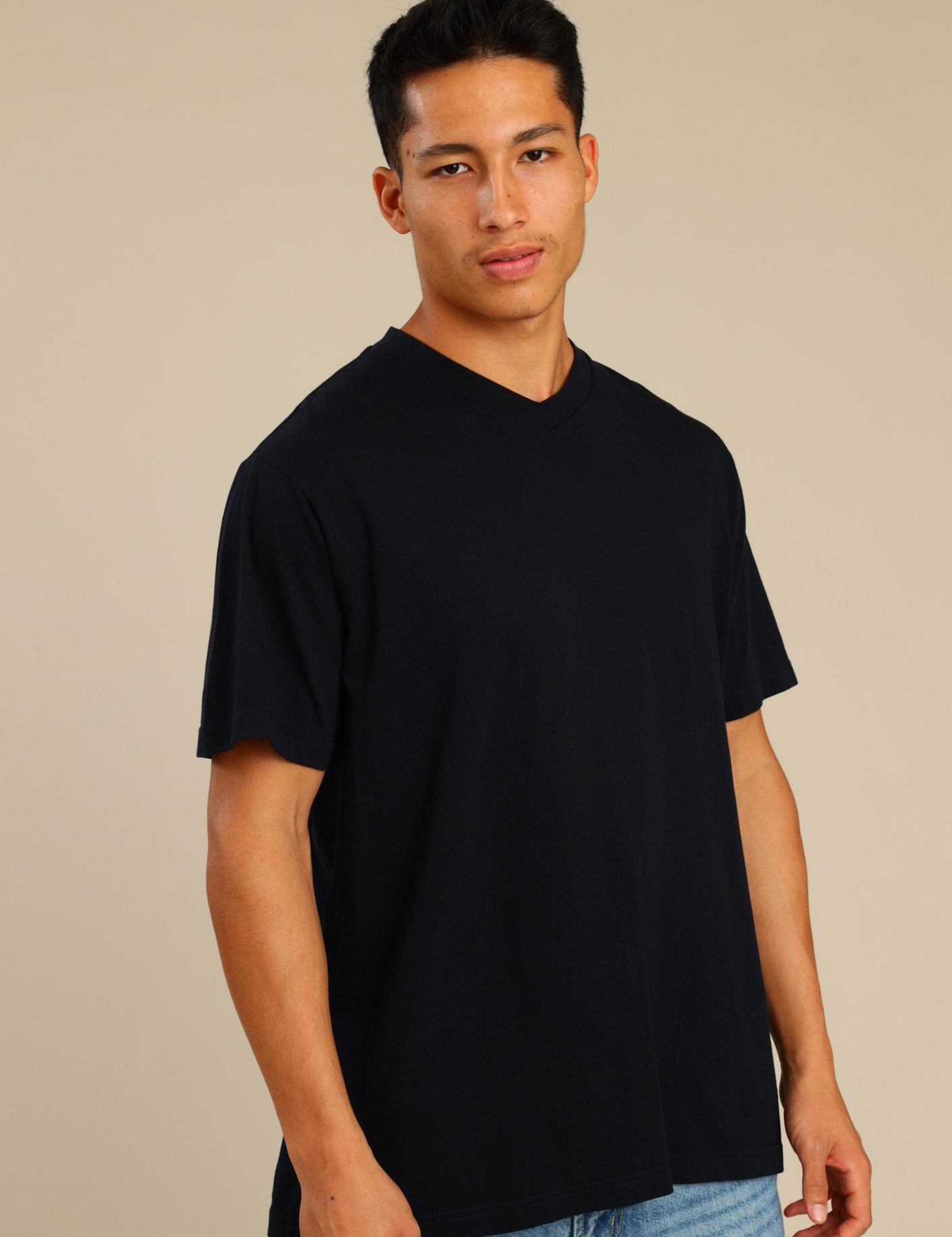 FOX גברים חולצה טישרט בייסיק צווארון V FOX | טישרט בייסיק צווארון V | קנה עכשיו