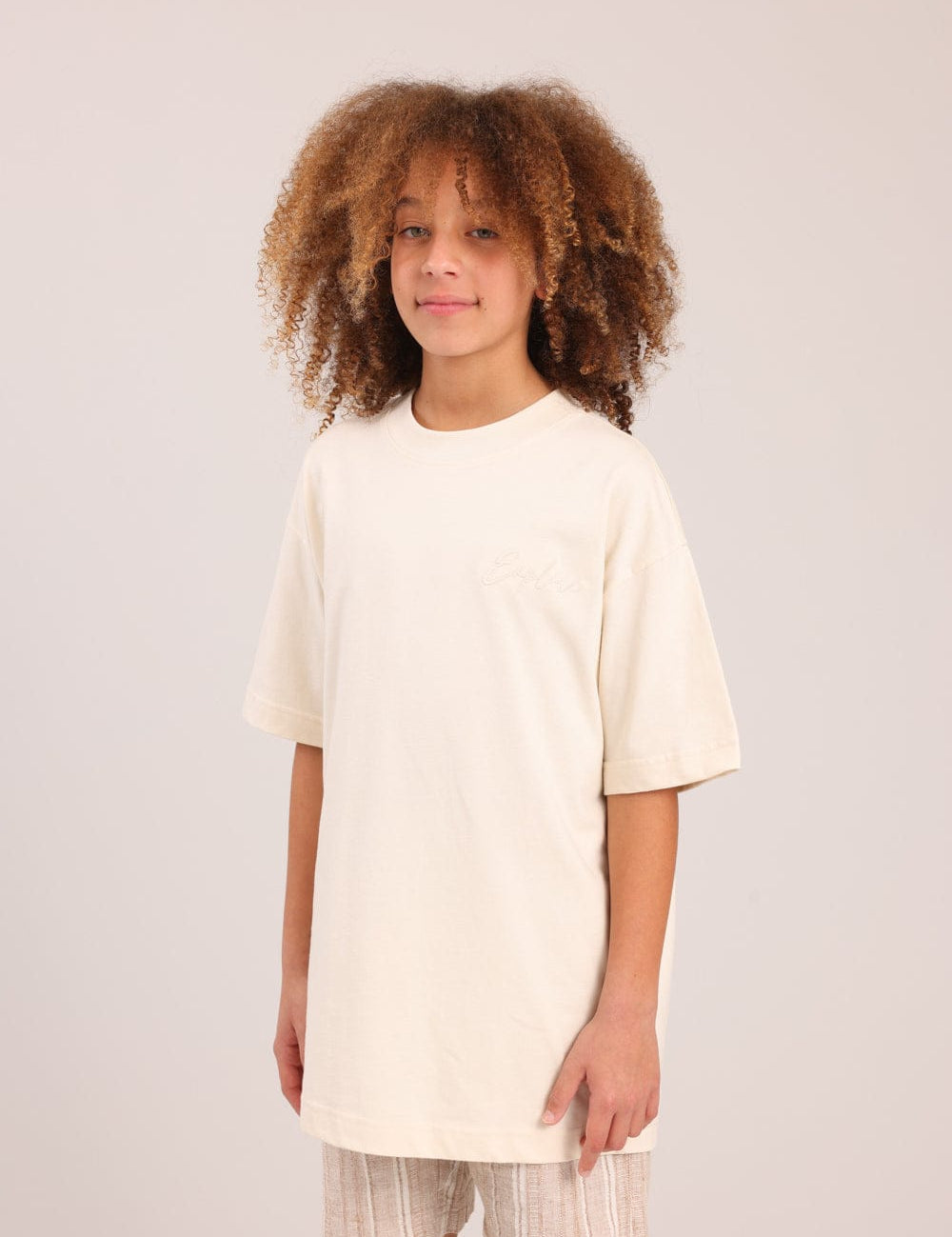 FOX בנים חולצה קצרה חולצת בייסיק אוברסייז חולצת בייסיק אוברסייז