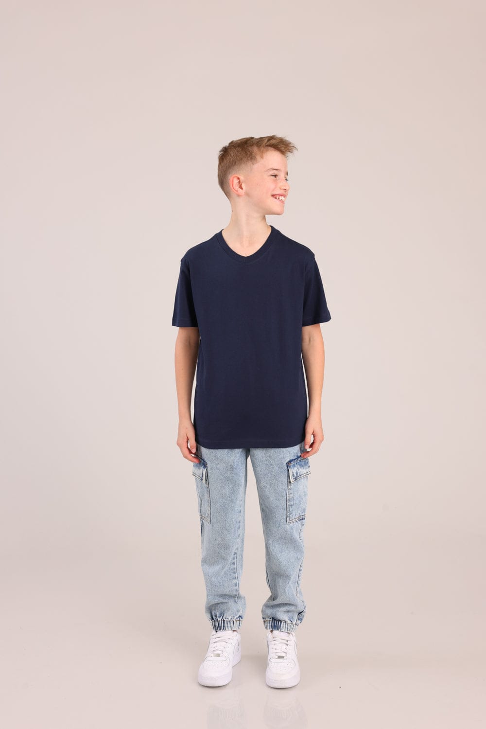 FOX בנים חולצה קצרה טישרט בייסיק צווארון V טישרט בייסיק צווארון V