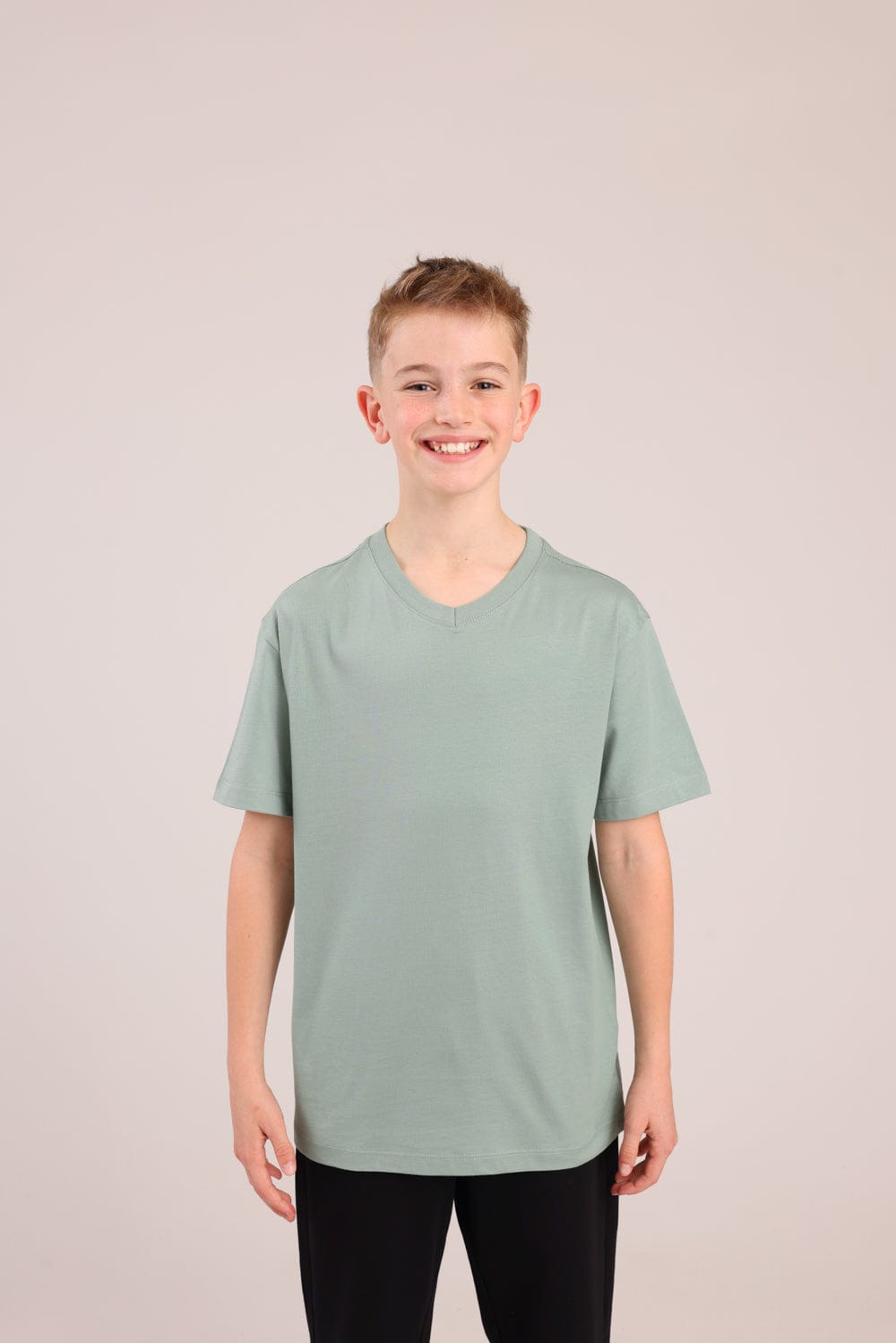 FOX בנים חולצה קצרה טישרט בייסיק צווארון V טישרט בייסיק צווארון V