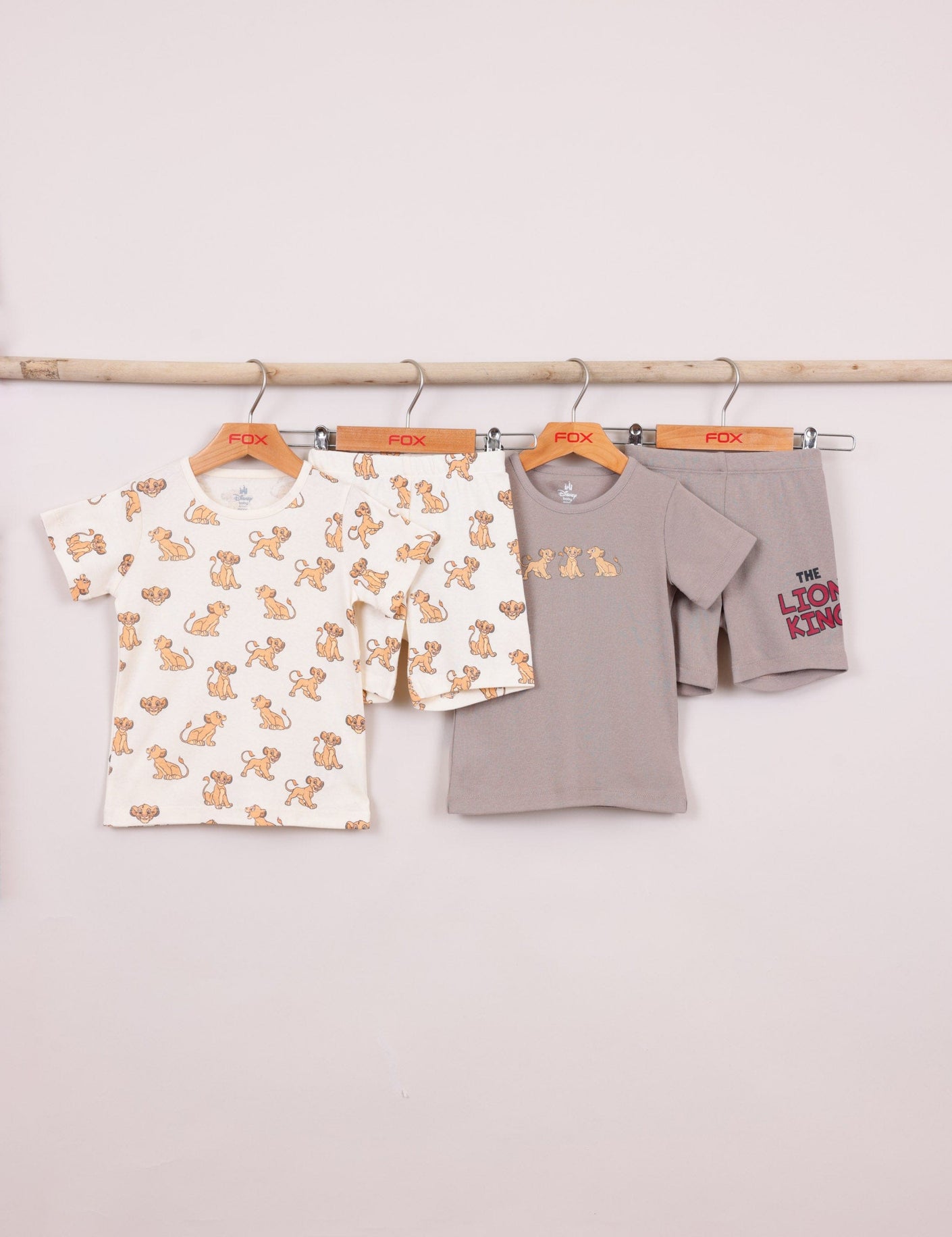 FOX תינוקות בנים אחר מארז 2 פיג'מות קצרות ממותגות מלך האריות מארז 2 פיג'מות קצרות ממותגות מלך האריות