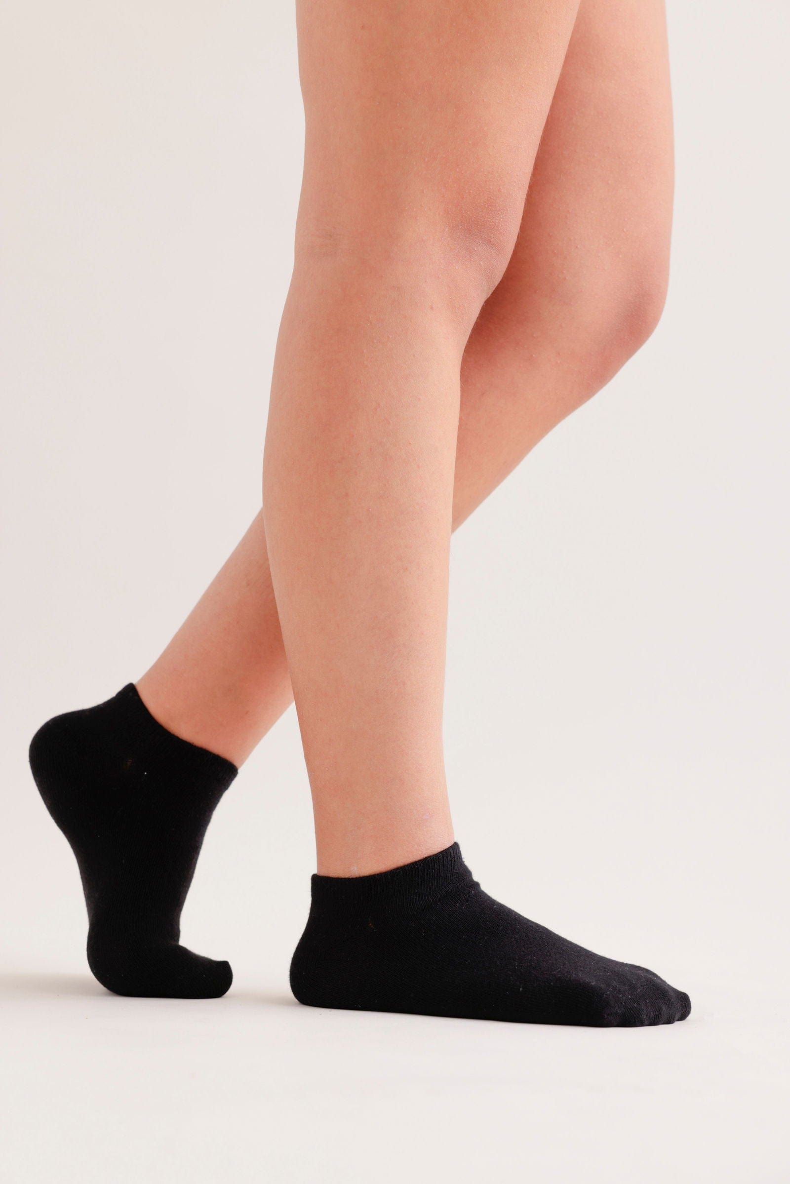 FOX אביזרים גרביים מארז 3 זוגות גרבי קרסולית Ankle | שחור מארז 3 זוגות גרבי קרסולית Ankle | שחור