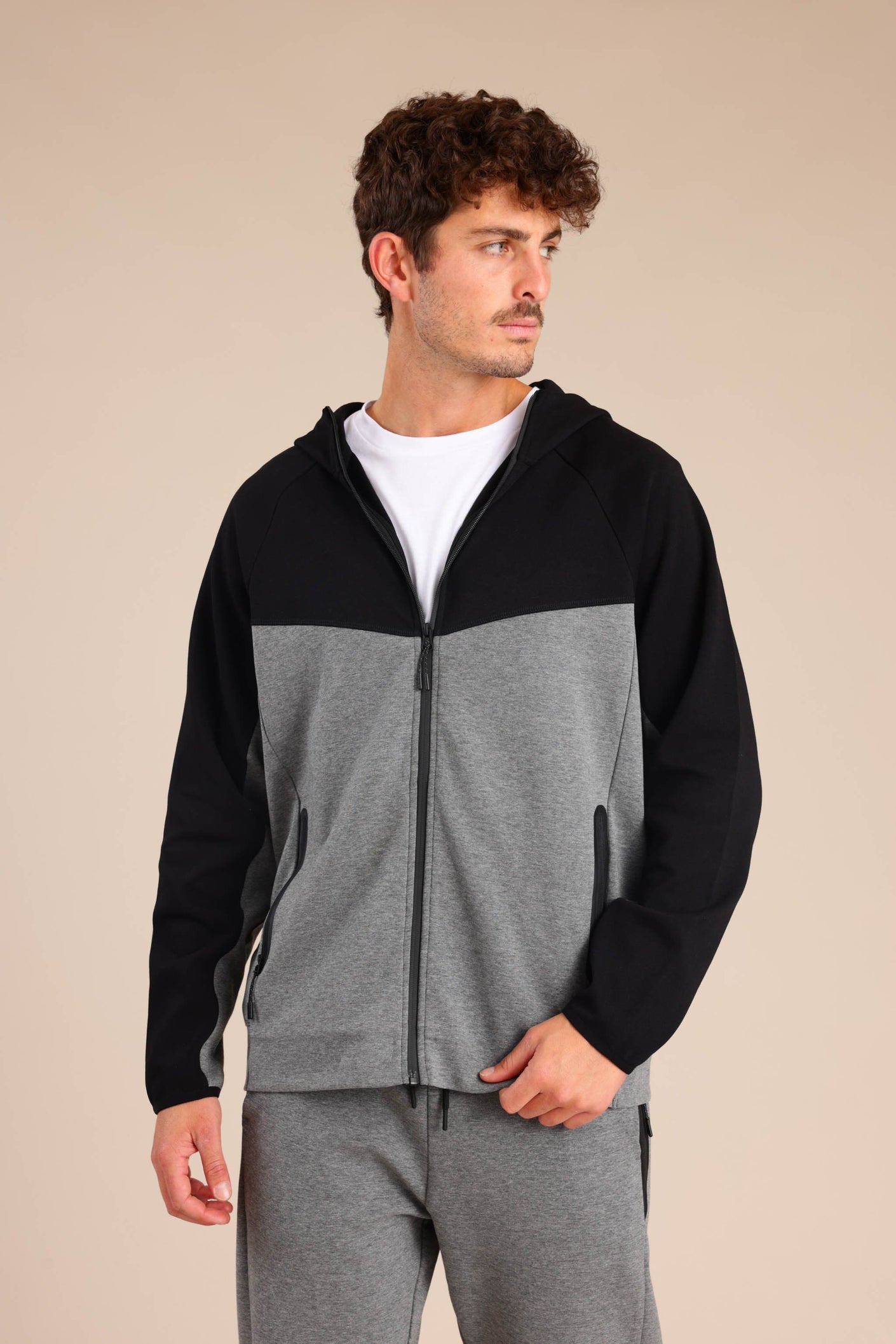 FOX גברים פוטרים קפוצ&#39;ון טק קפוצ&#39;ון טק