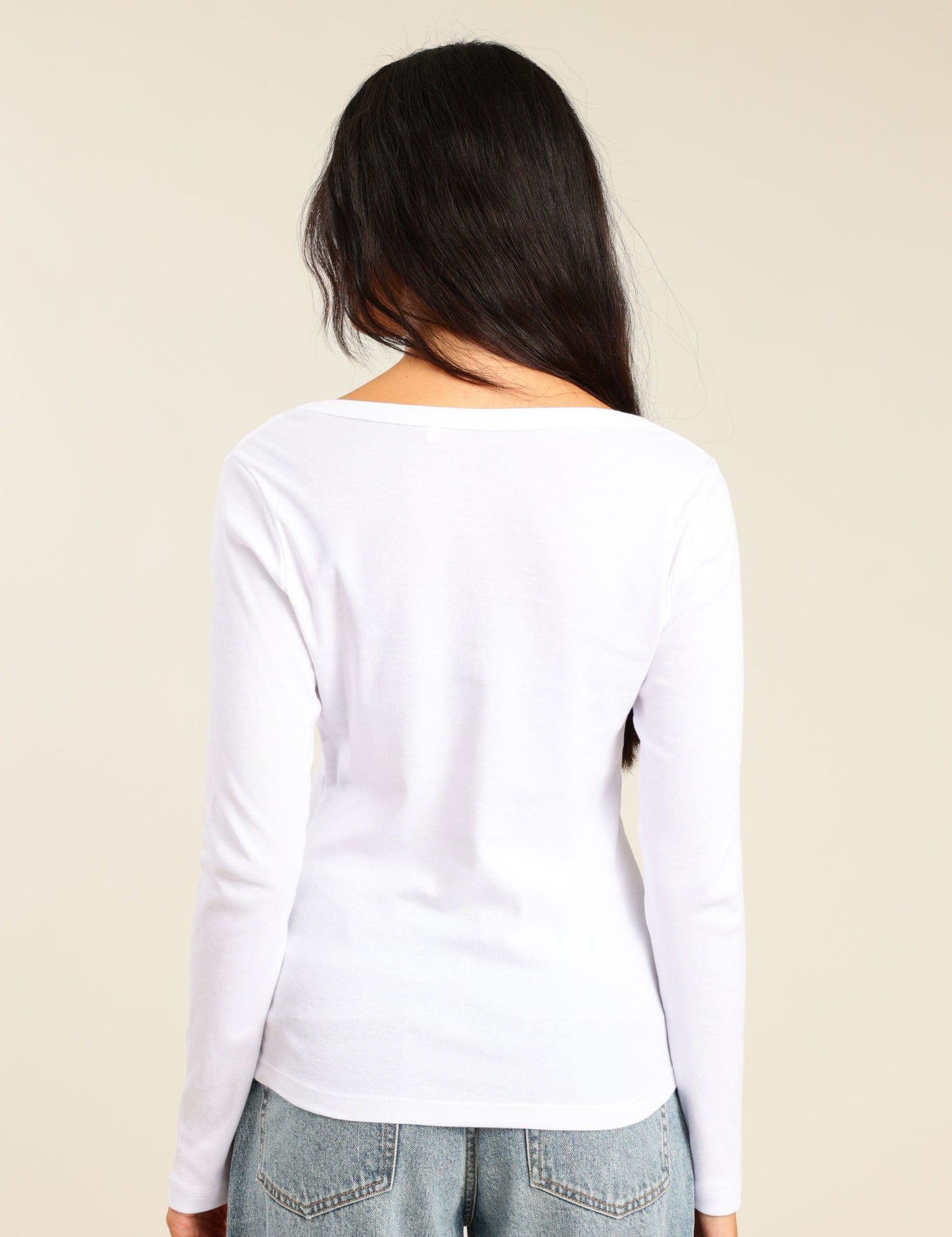 FOX נשים חולצה חולצה ארוכה צווארון V FOX | חולצה ארוכה צווארון V | קנה עכשיו