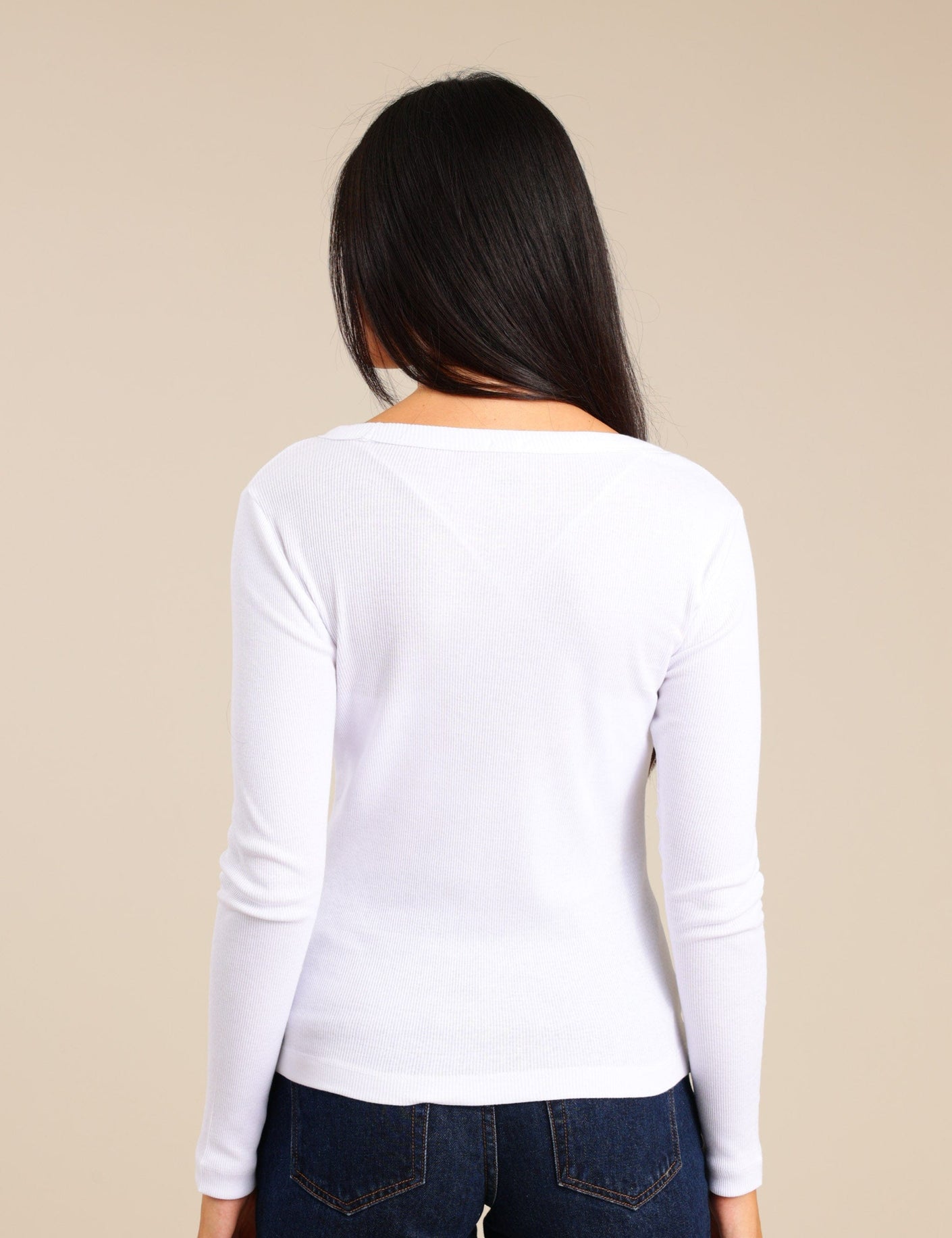 FOX נשים חולצה חולצה ארוכה צווארון V FOX | חולצה ארוכה צווארון V | קנה עכשיו