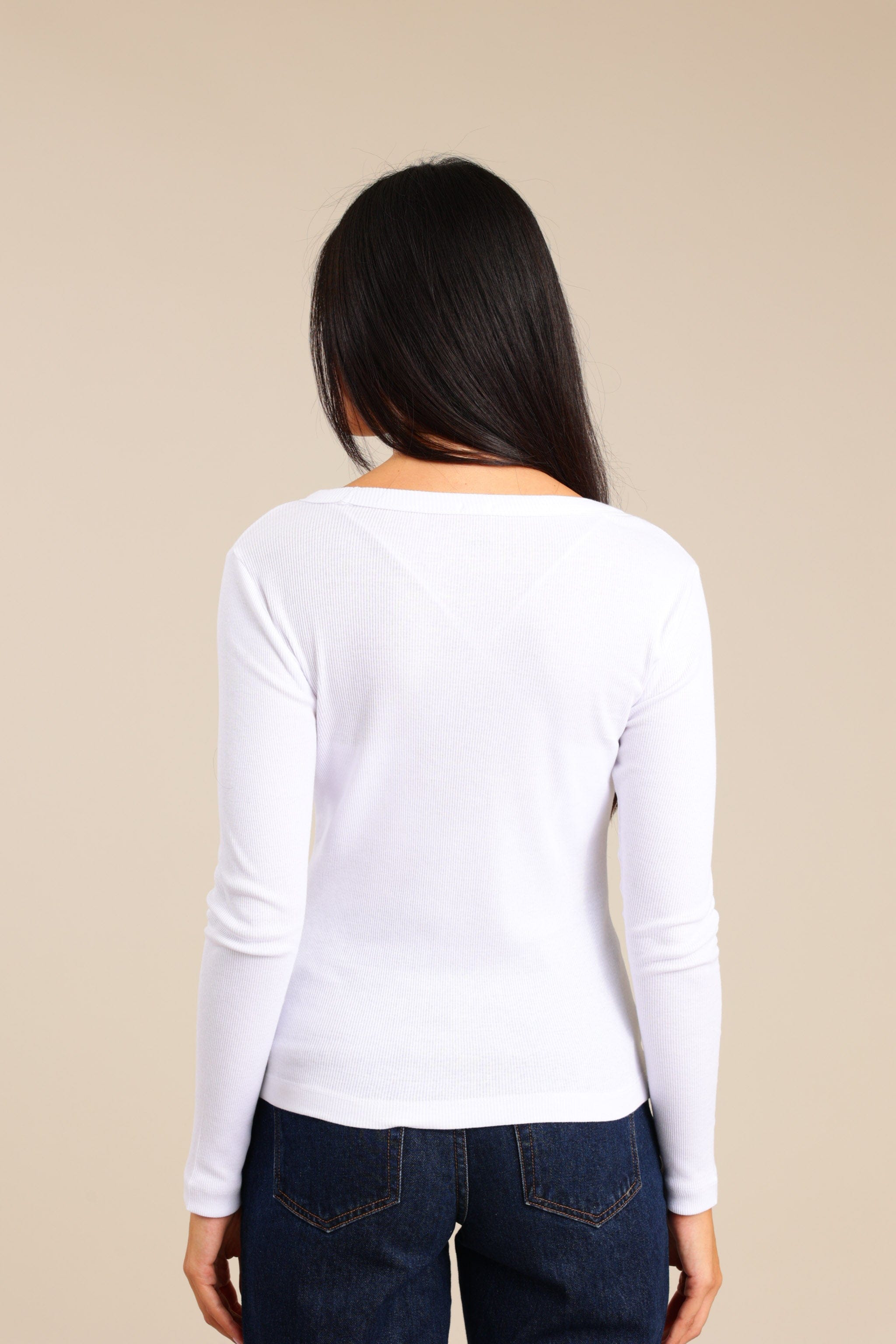 FOX נשים חולצה חולצה ארוכה צווארון V FOX | חולצה ארוכה צווארון V | קנה עכשיו