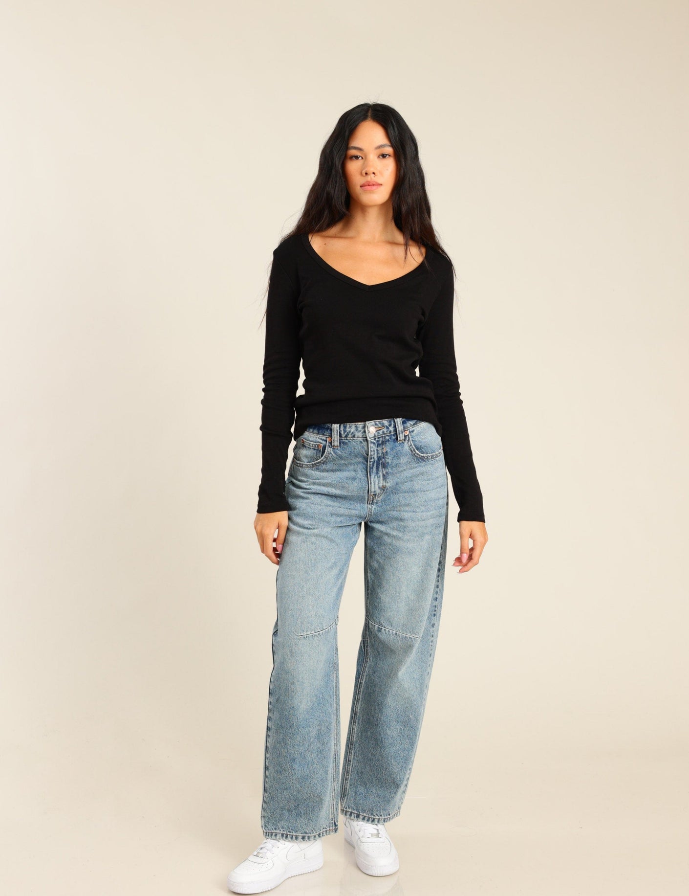 FOX נשים חולצה חולצה ארוכה צווארון V FOX | חולצה ארוכה צווארון V | קנה עכשיו