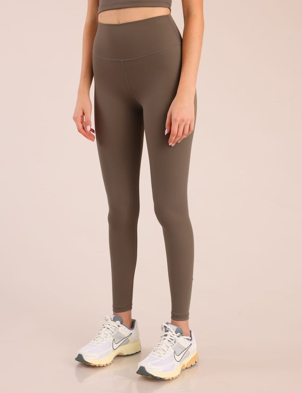 FOX נשים מכנסיים ארוכים טייץ SOFT FEEL- CHEEKY טייץ SOFT FEEL- CHEEKY