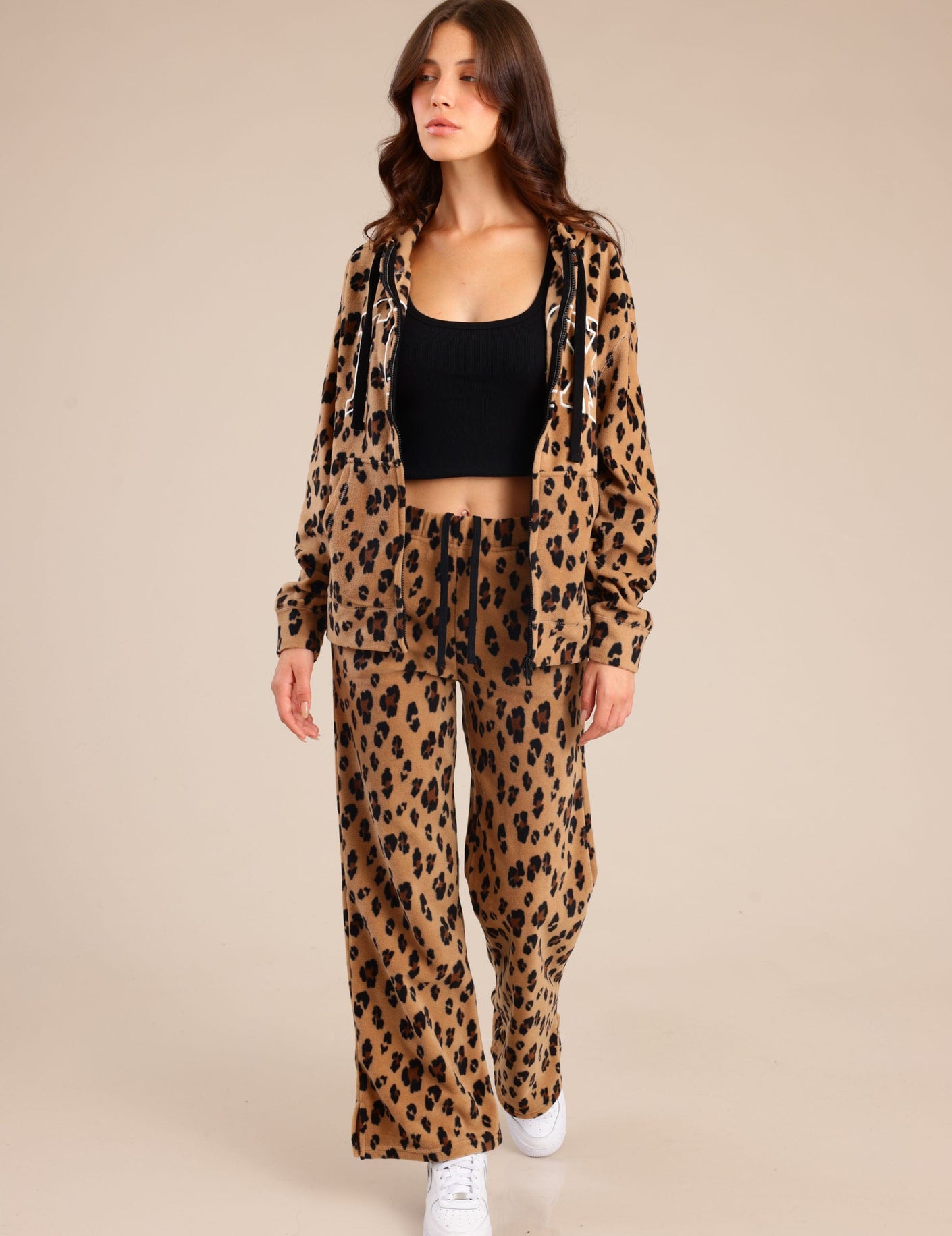 FOX נשים פליזים מכנסי פליז עם הדפס מנומר מכנסי פליז עם הדפס מנומר