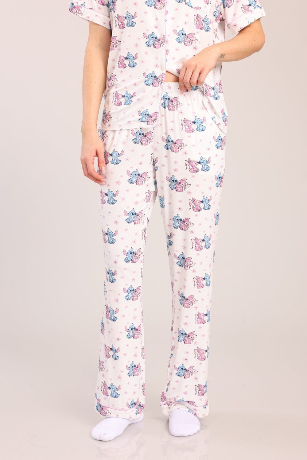 FOX נשים אחר פיג'מה ממותגת דיסני סטיץ' פיג'מה ממותגת דיסני סטיץ'