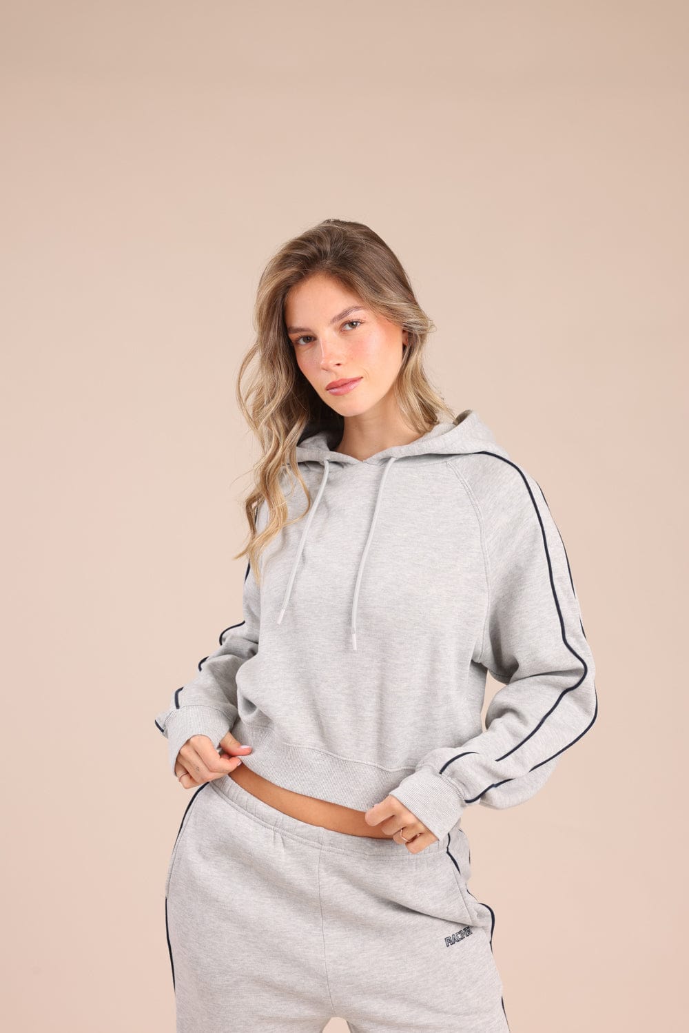 FOX FOX פוטרים פוטר קפוצ'ון פוטר קפוצ'ון