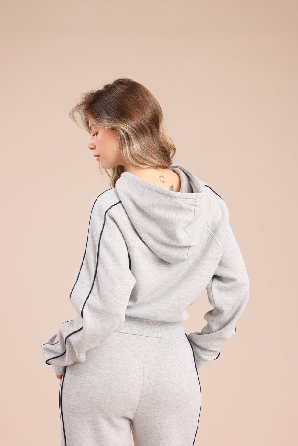 FOX FOX פוטרים פוטר קפוצ'ון פוטר קפוצ'ון