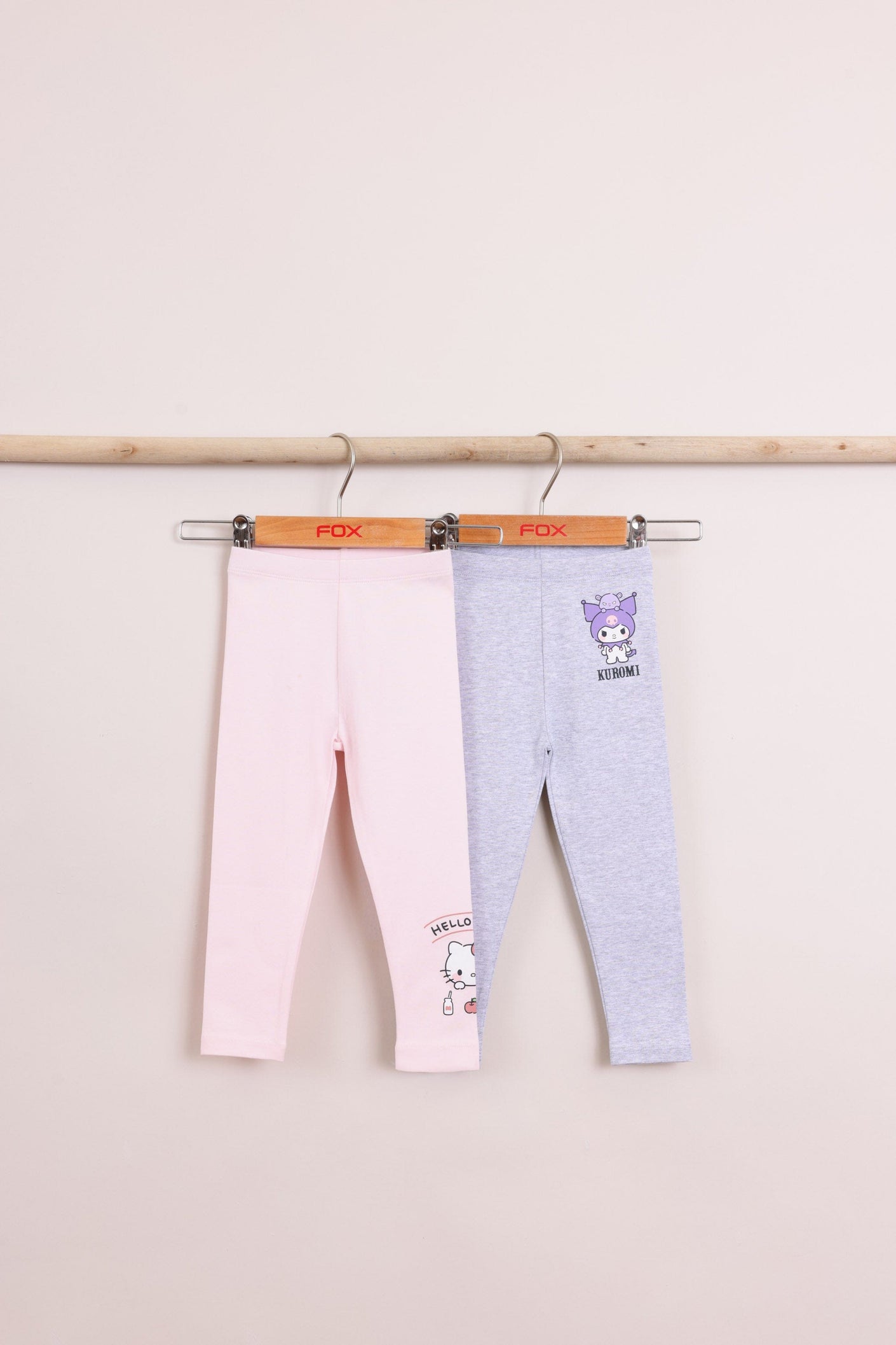 FOX FOX מכנסיים טייצים 2 במארז הלו קיטי וחברים טייצים 2 במארז הלו קיטי וחברים