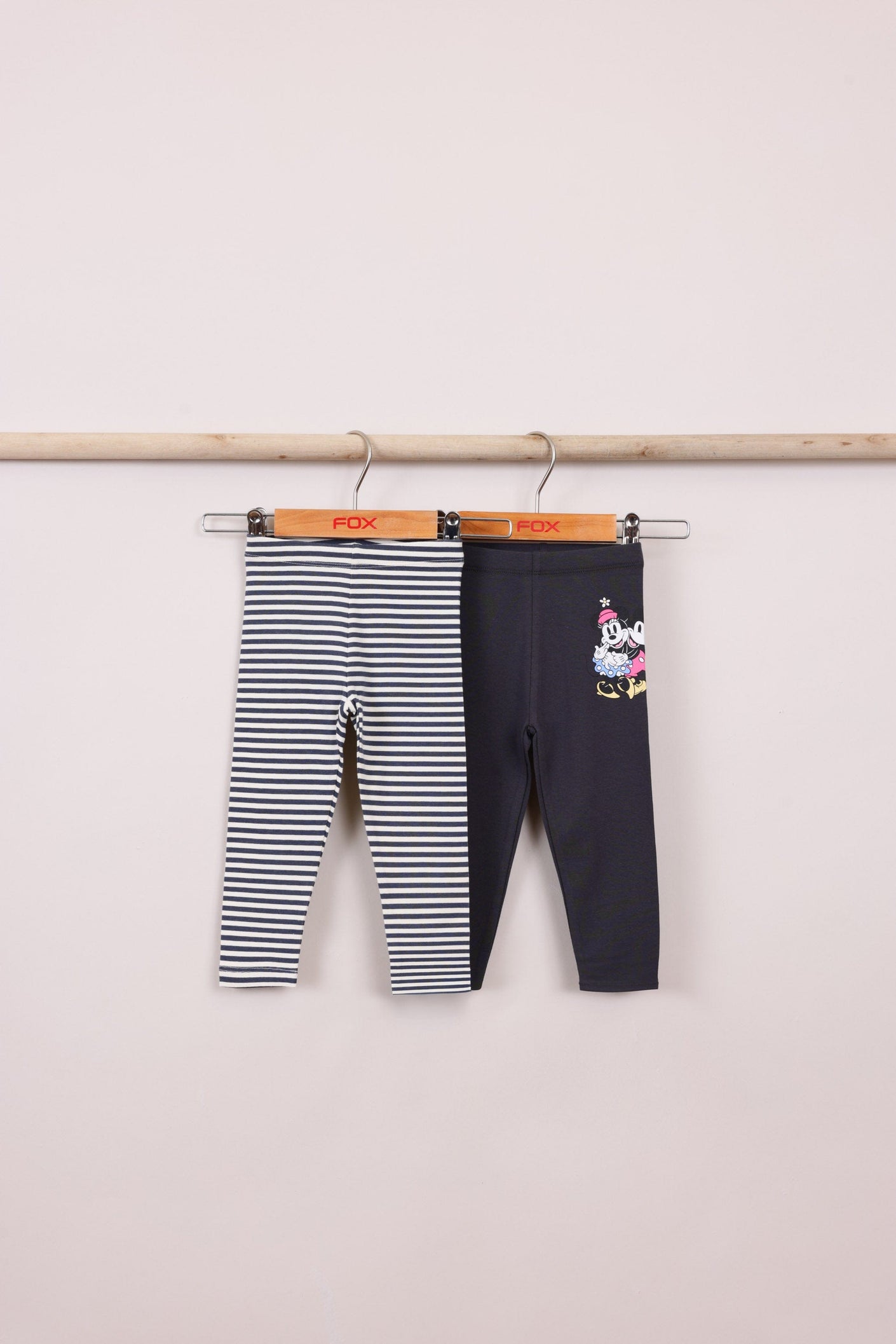 FOX תינוקות בנות מכנסיים מארז 2 טייצים ממותג דיסני מארז 2 טייצים ממותג דיסני