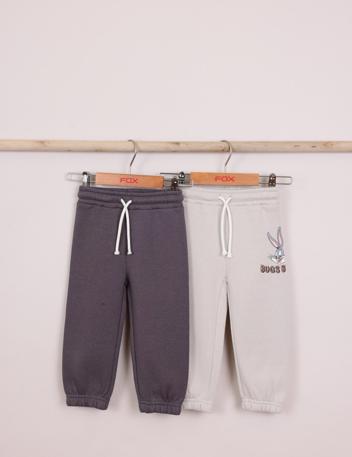 FOX FOX פוטרים מכנס פוטר ממותג לוני טונס 2PP מכנס פוטר ממותג לוני טונס 2PP