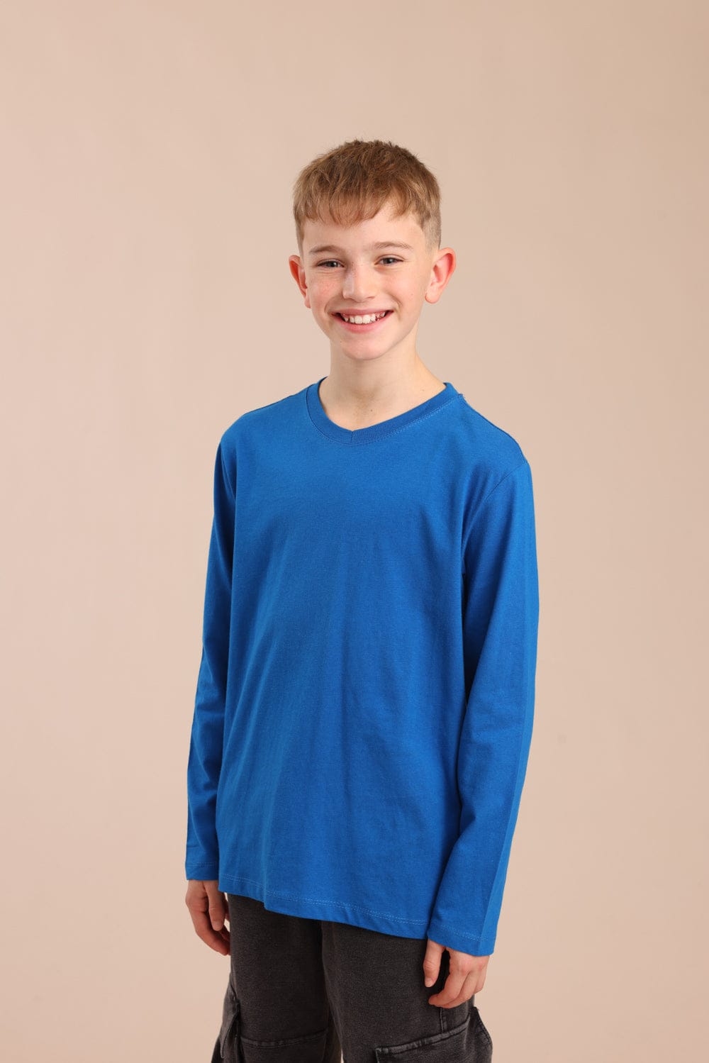 FOX בנים חולצה חולצת בייסיק צווארון V חולצת בייסיק צווארון V