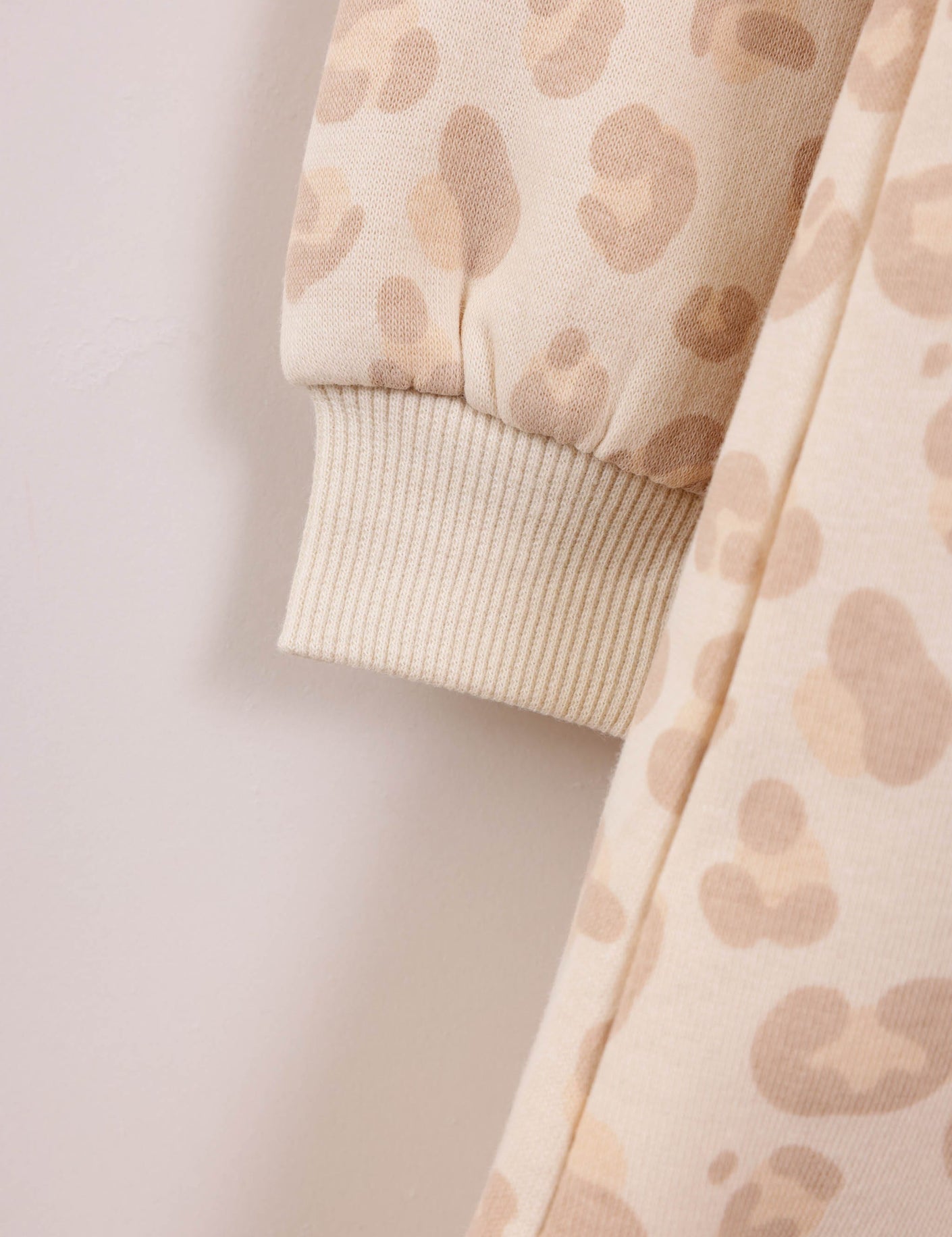 FOX FOX אחר שמלה ממותגת הלו קיטי שמלה ממותגת הלו קיטי