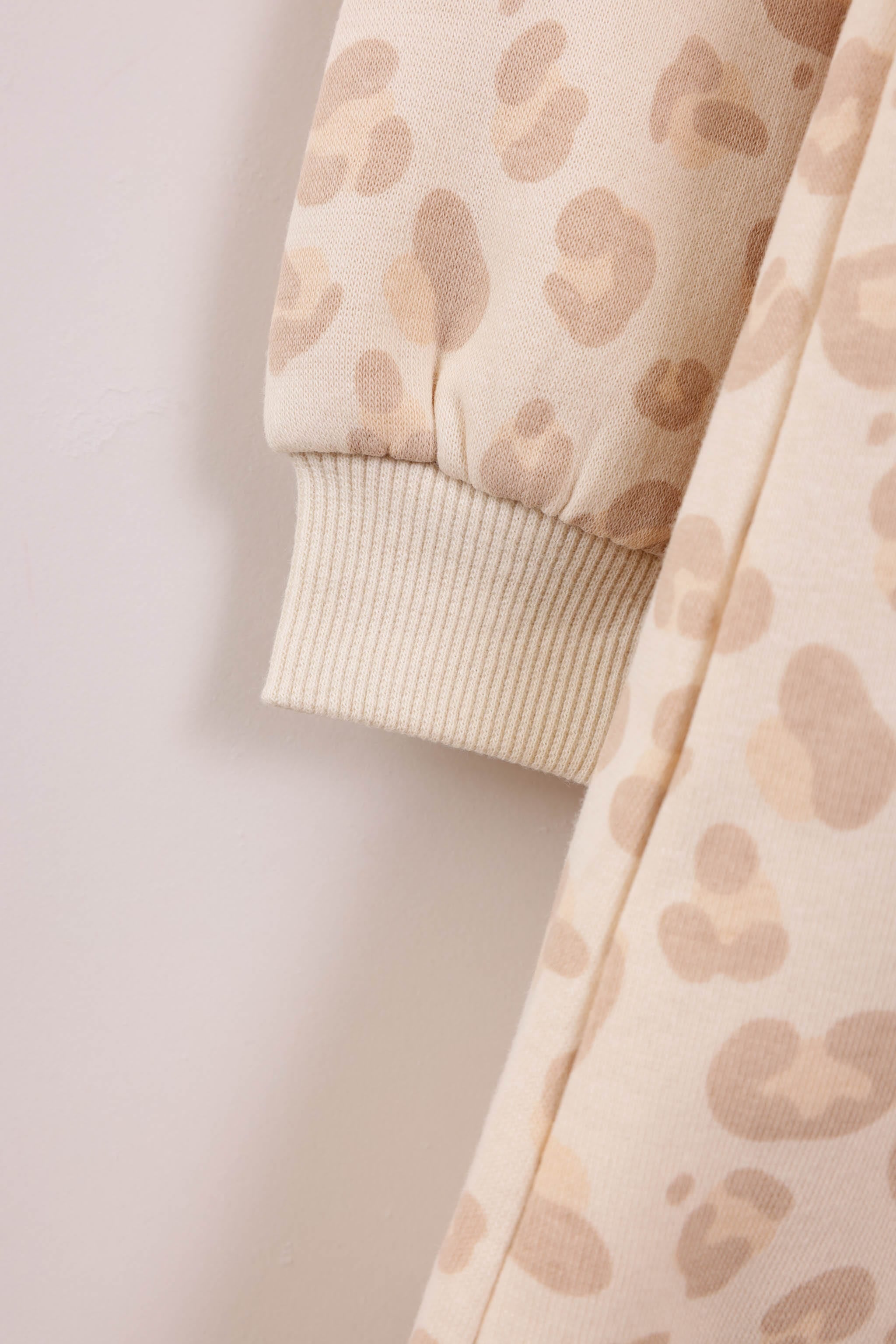 FOX FOX אחר שמלה ממותגת הלו קיטי שמלה ממותגת הלו קיטי