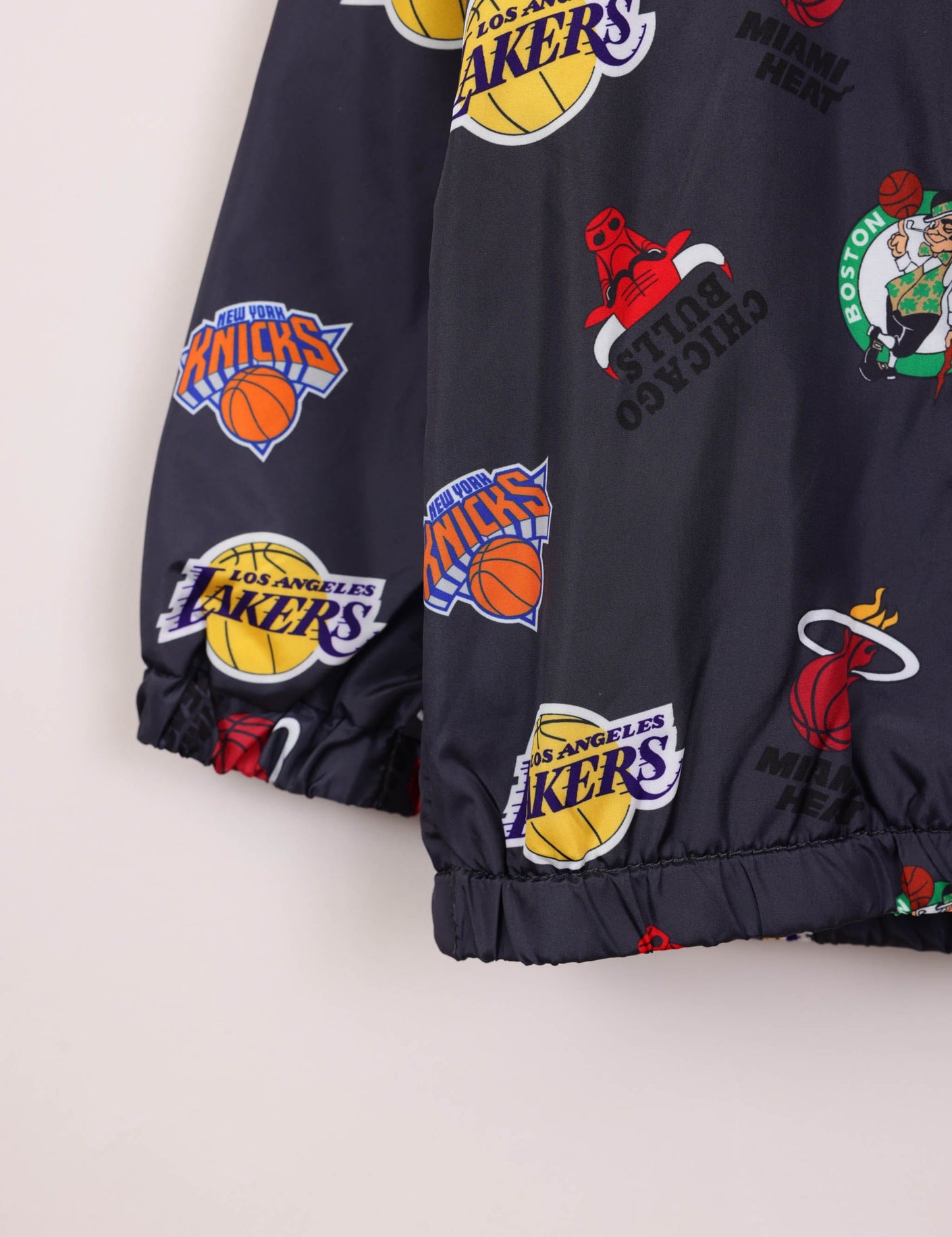 FOX FOX אחר מעיל ממותג NBA מעיל ממותג NBA