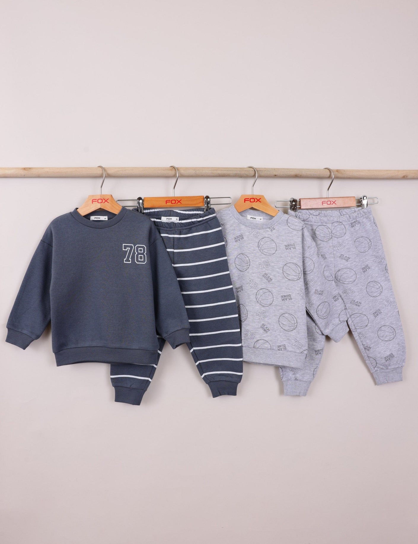 FOX NB אחר מארז שני פיג'מות פוטר עם הדפס מארז שני פיג'מות פוטר עם הדפס