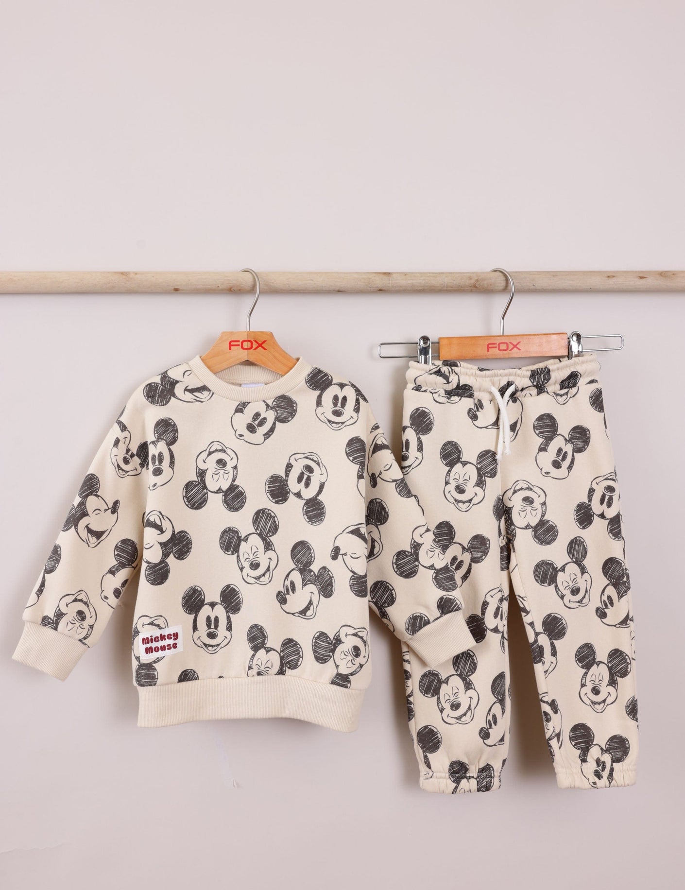 FOX NB אחר חליפת פוטר ממותגת דיסני חליפת פוטר ממותגת דיסני