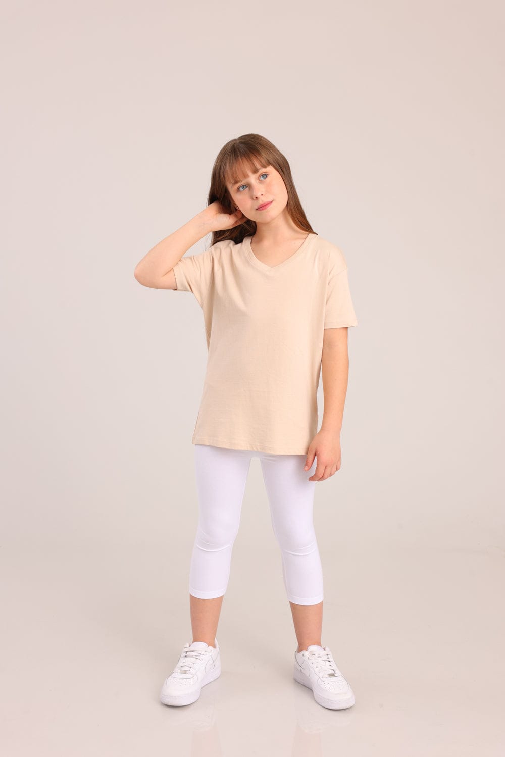 FOX בנות חולצה קצרה חולצת טריקו בייסיק אוברסייז צווארון V חולצת טריקו בייסיק אוברסייז צווארון V