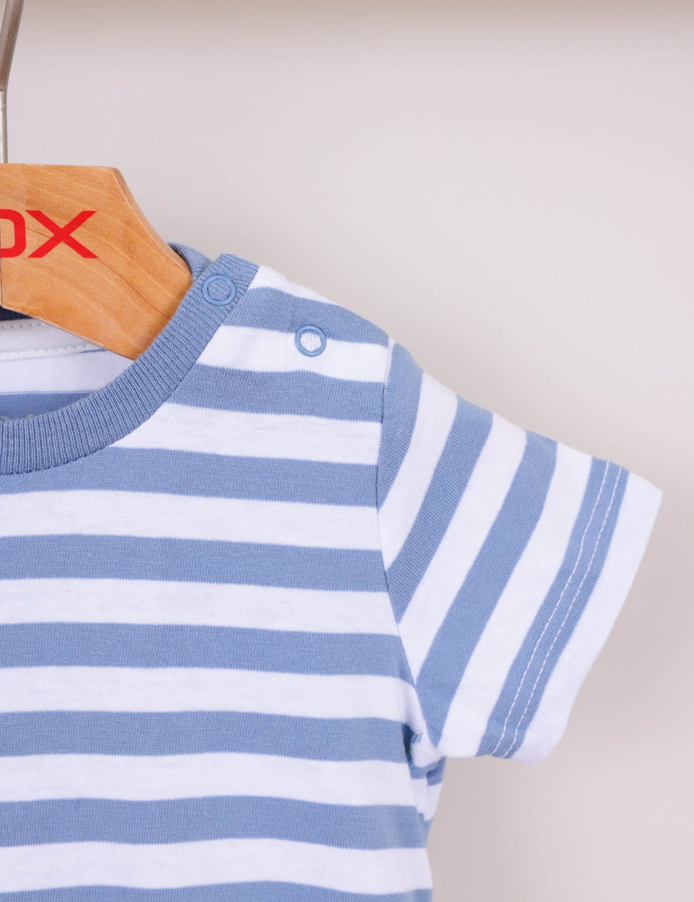 FOX FOX אחר גאמפר פסים גאמפר פסים