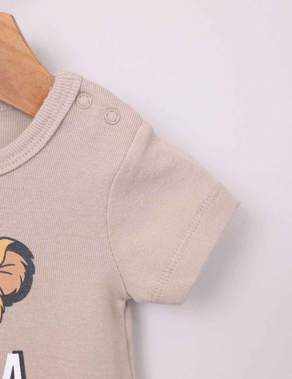 FOX NB אחר בגד גוף ממותג מלך האריות דיסני בגד גוף ממותג מלך האריות דיסני