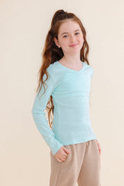 FOX בנות חולצה חולצת בייסיק V ריב FOX | חולצת בייסיק V ריב | קנה עכשיו