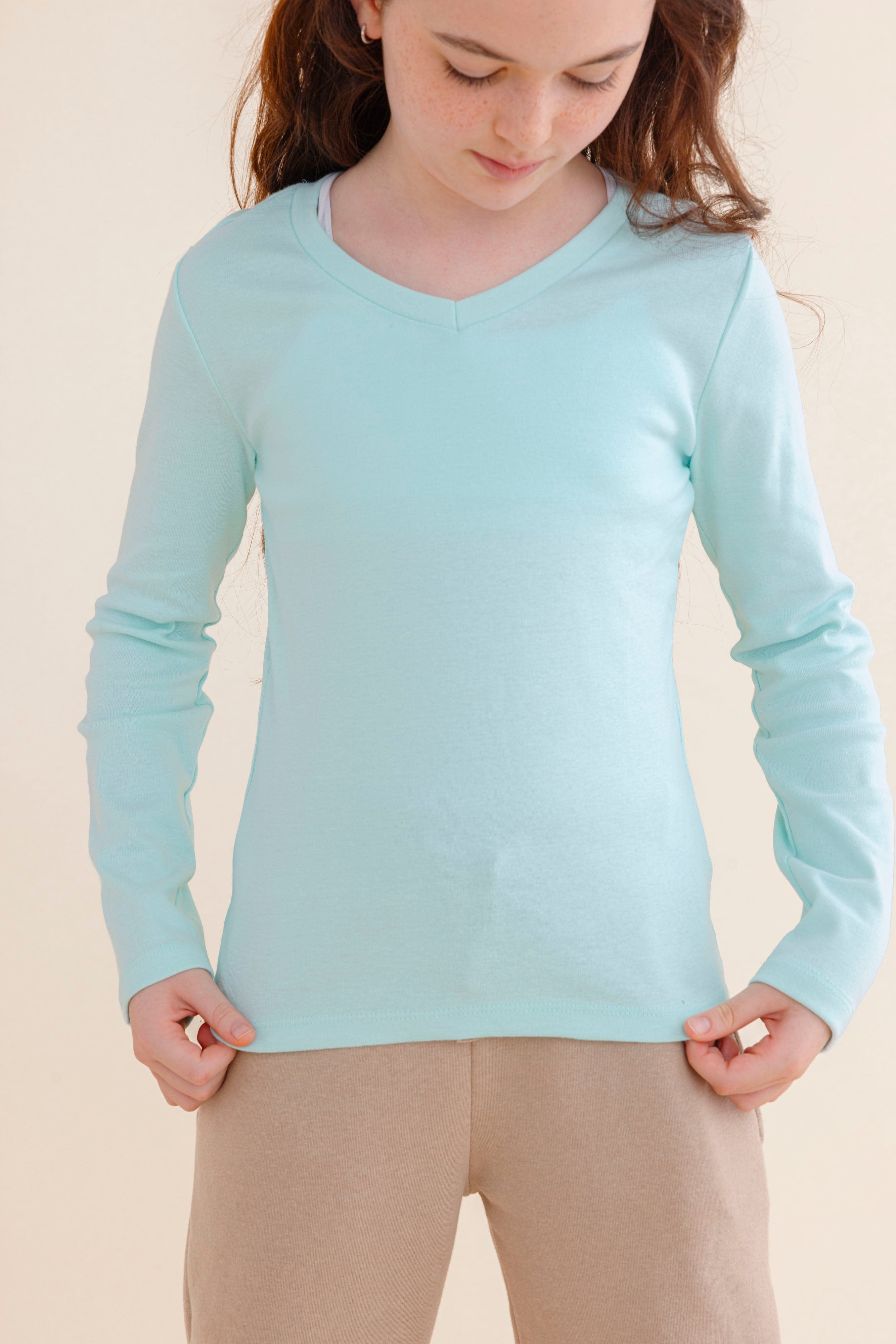 FOX בנות חולצה חולצת בייסיק V ריב FOX | חולצת בייסיק V ריב | קנה עכשיו